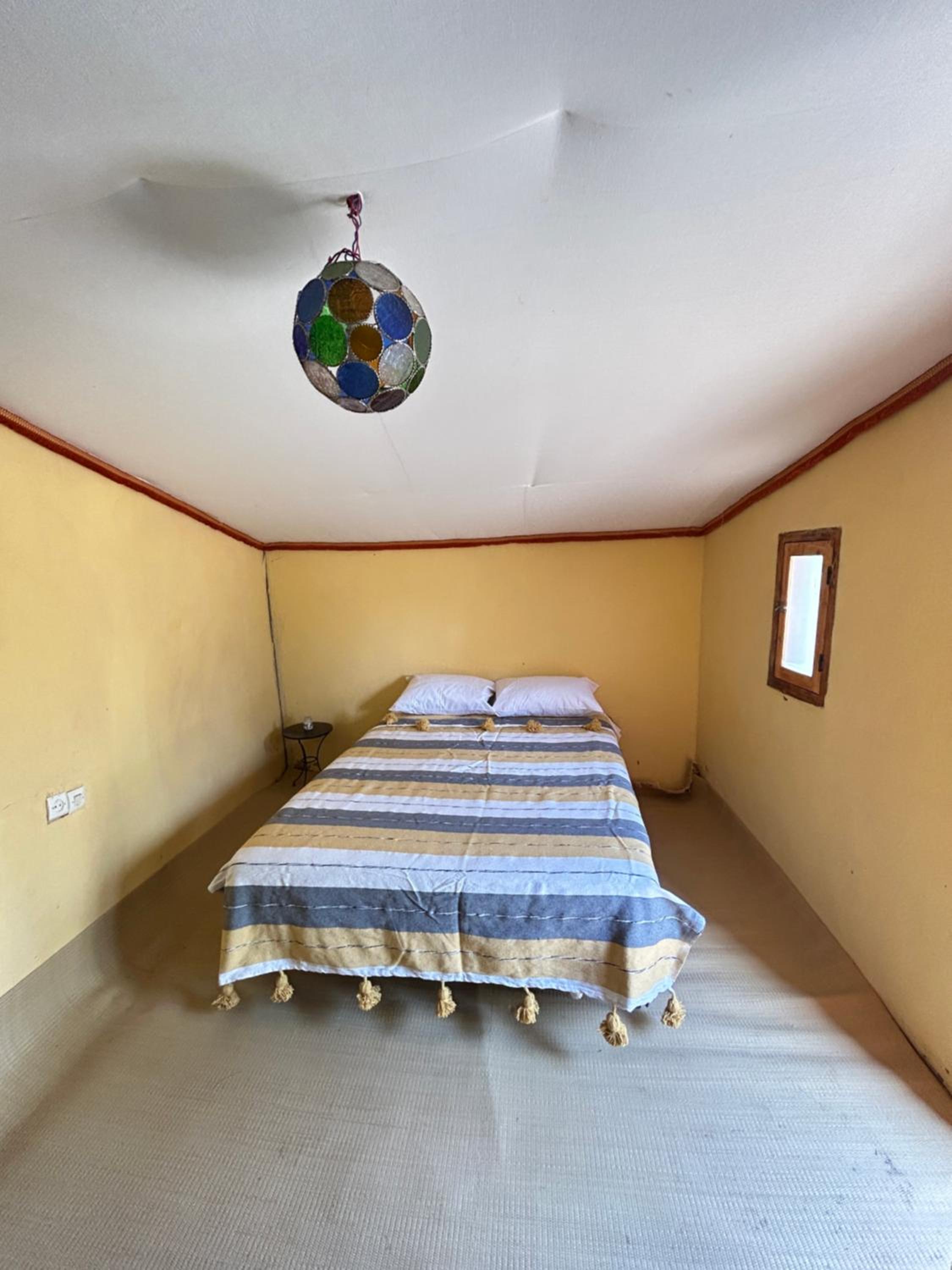 Double Room with Private Bathroom - Photo 3