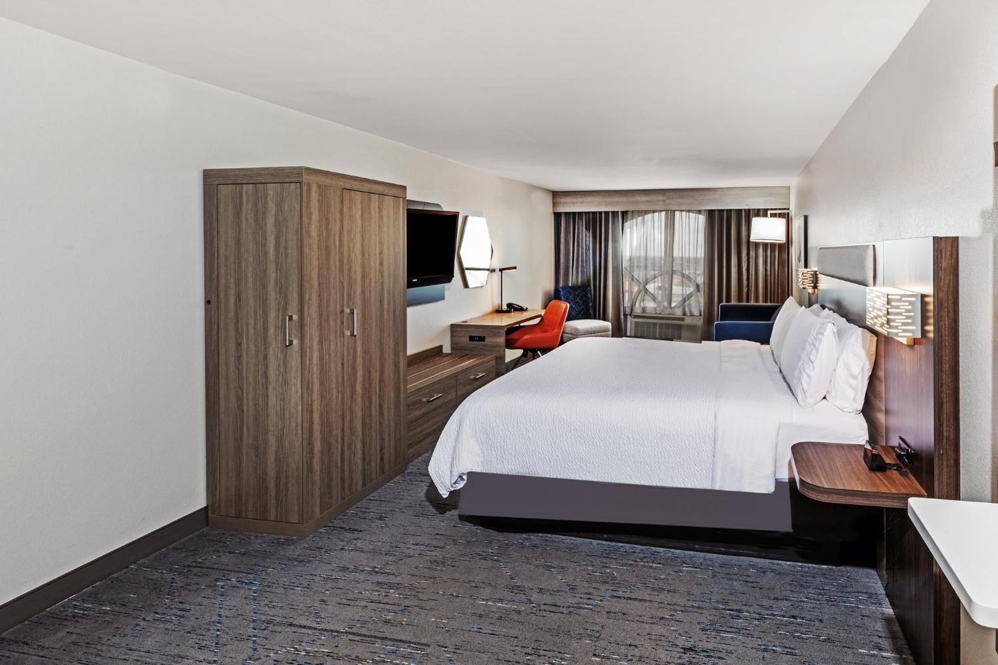 King Suite with Sofa Bed - Photo 2