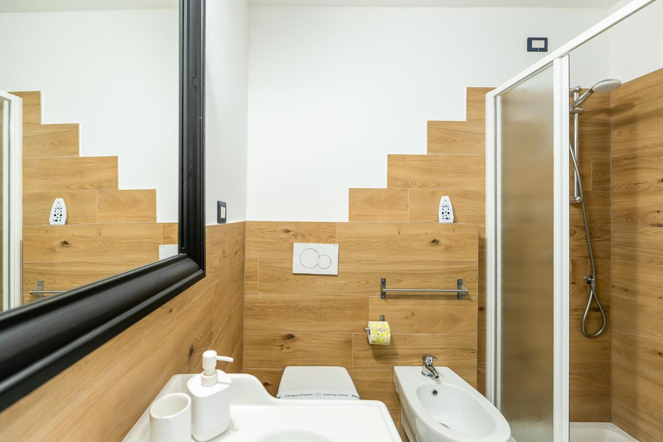 Double Room with Private External Bathroom