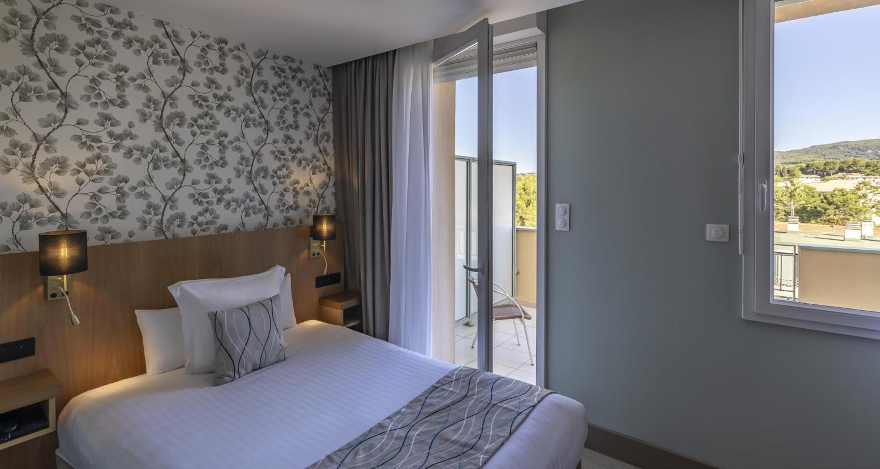 Standard Double Room - Photo 4