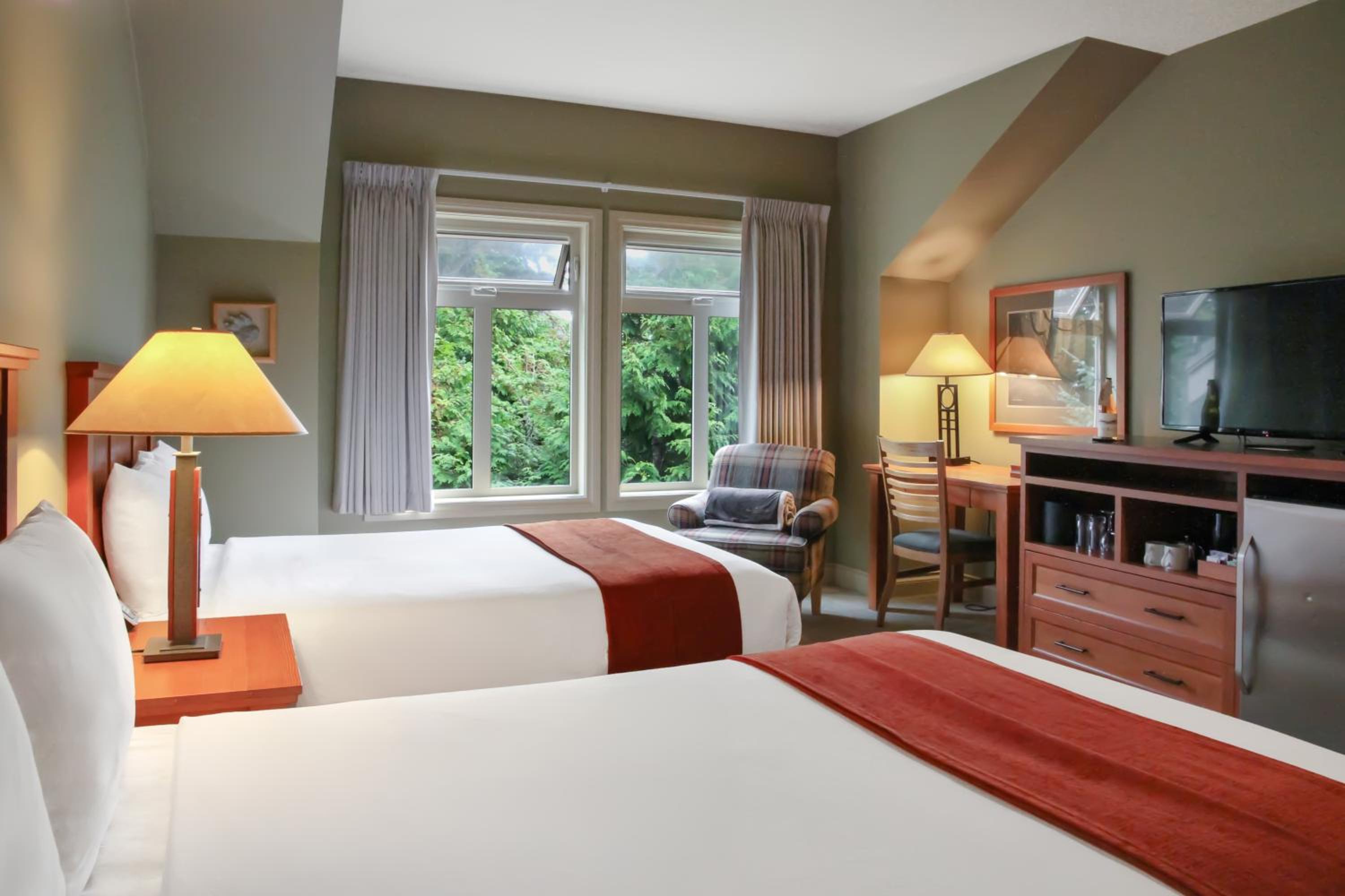 Standard Double Room with Two Double Beds photo 3