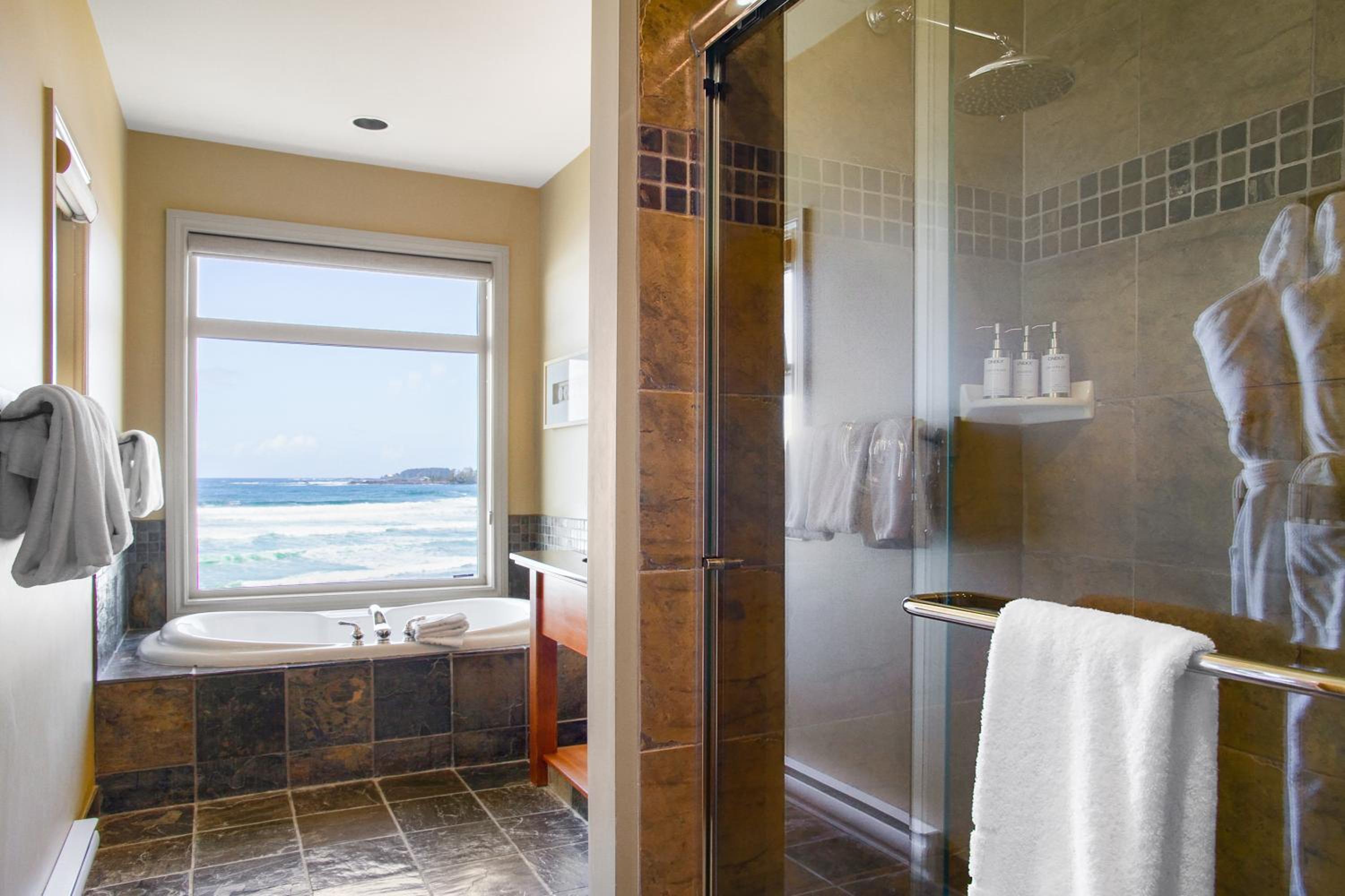 King Suite with Sea View photo 3