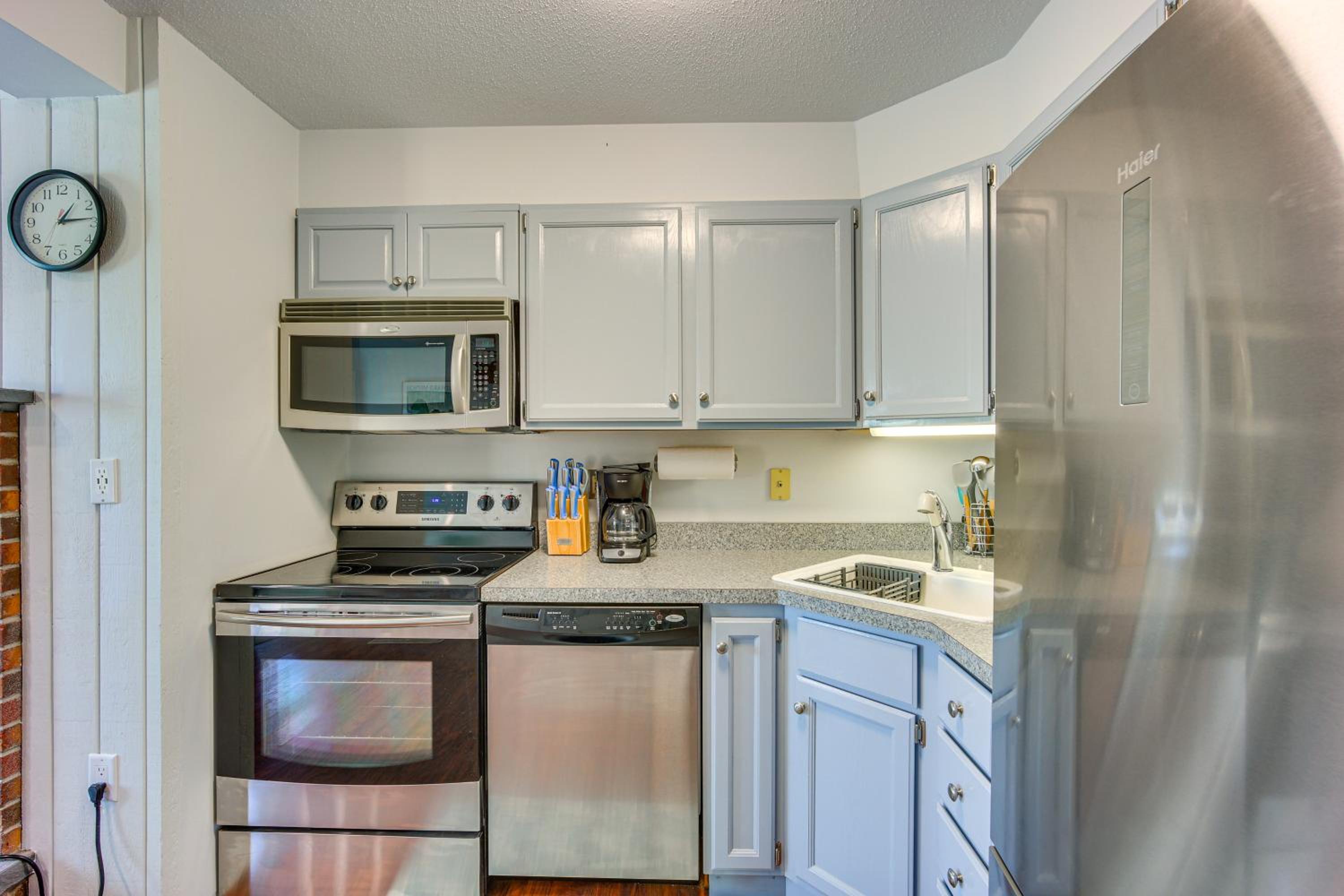 Apartment photo 2