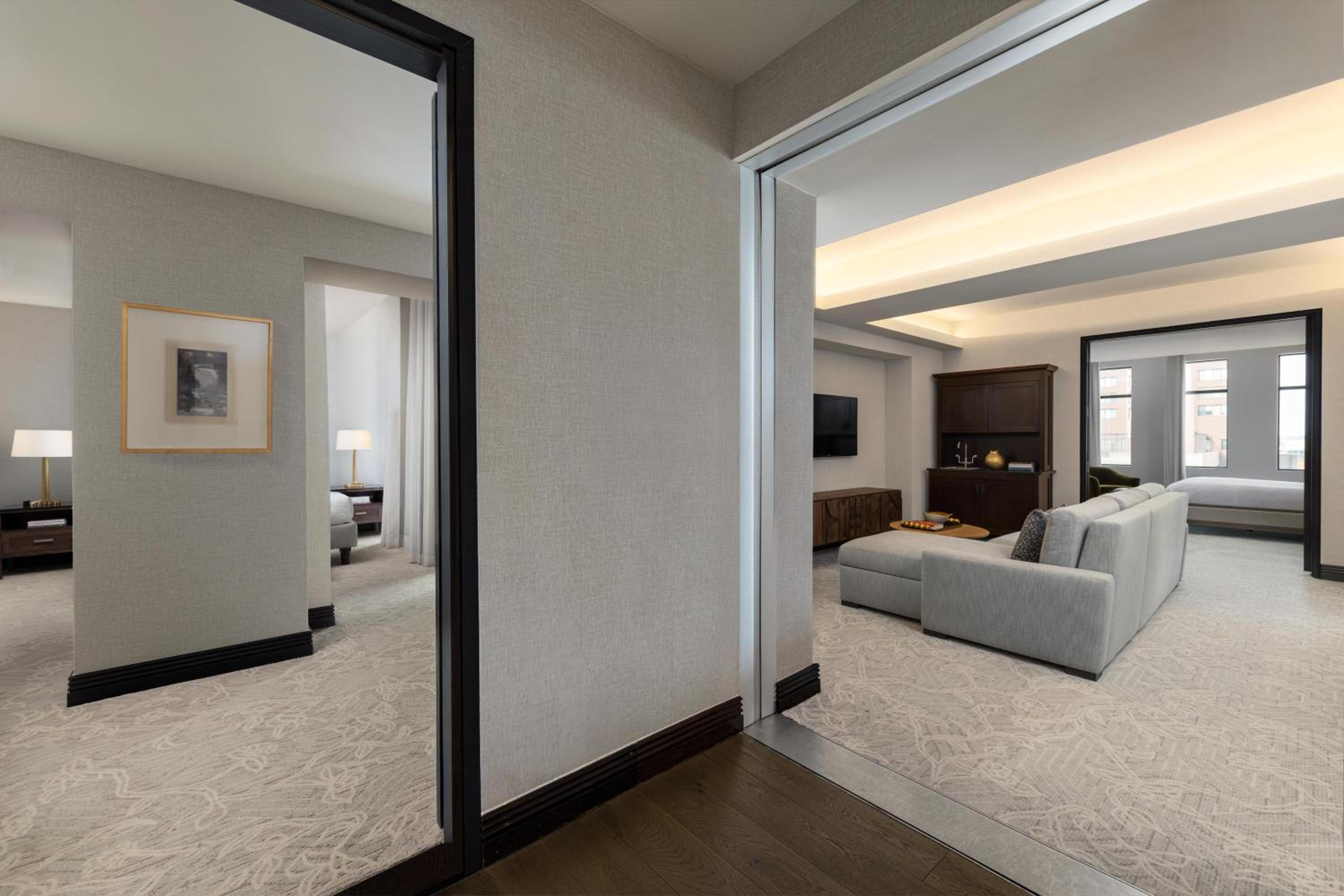 Deluxe Suite - Photo 4