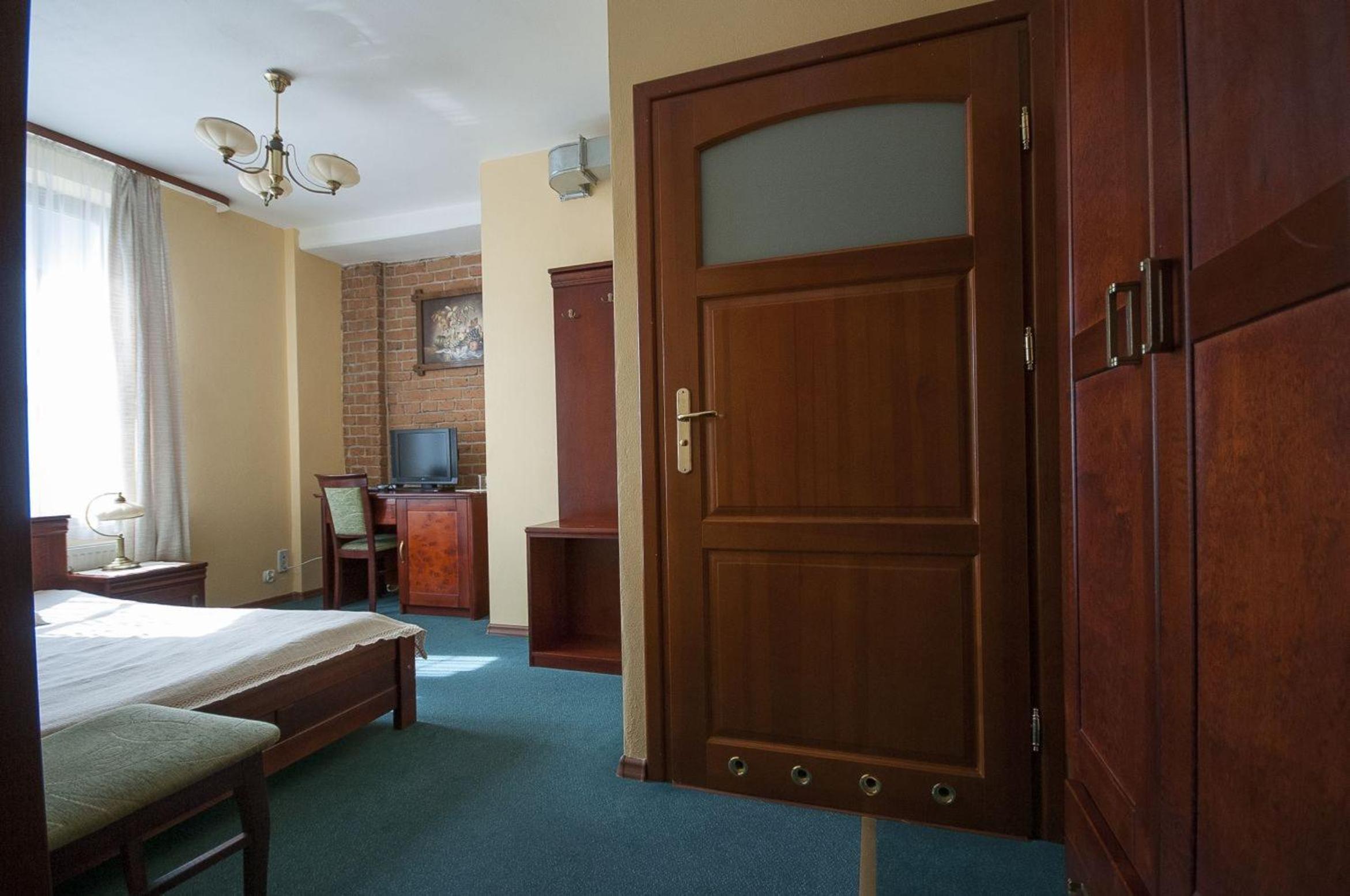 Standard Double Room photo 3