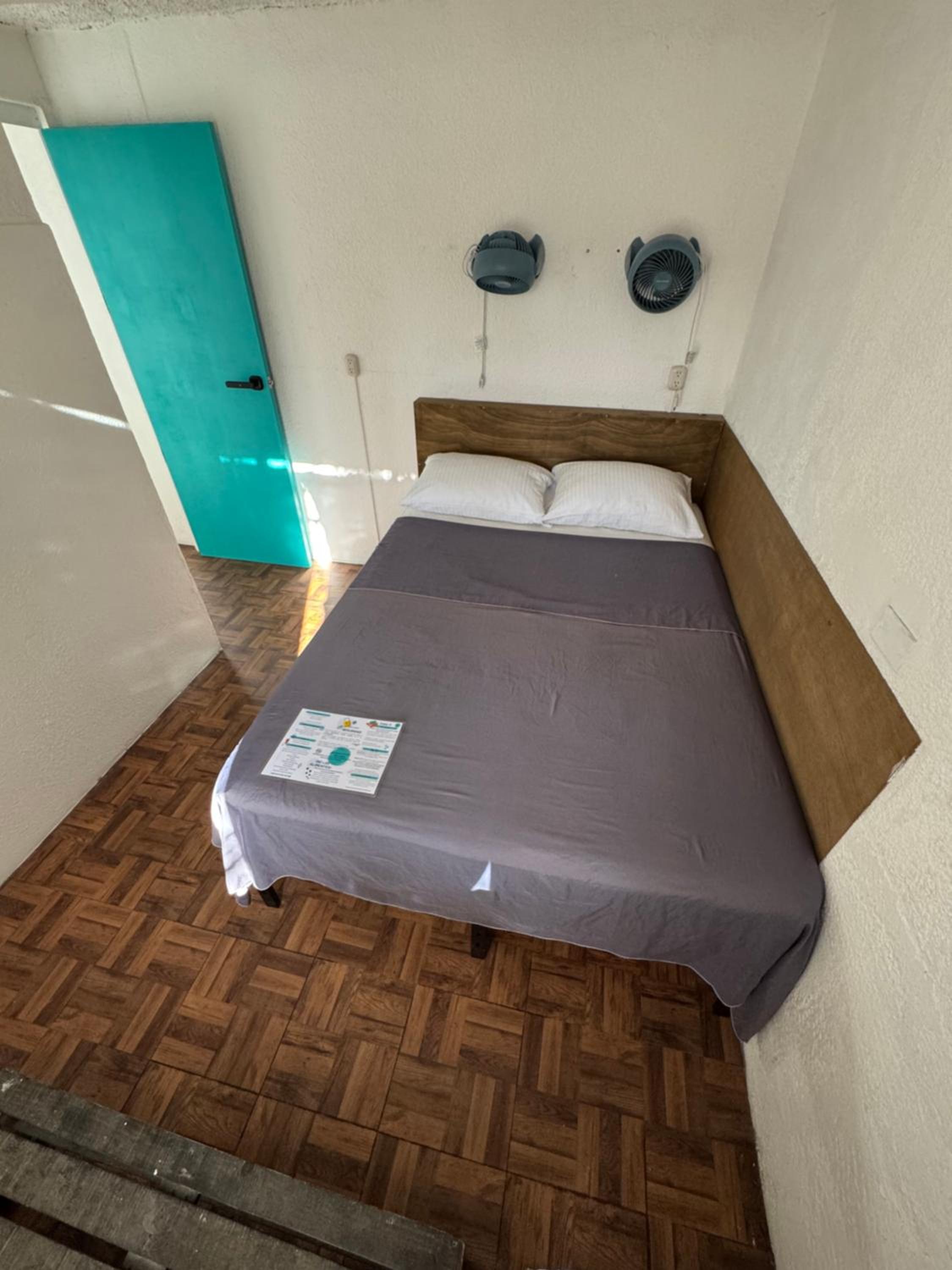 Standard Double Room with Shared Bathroom