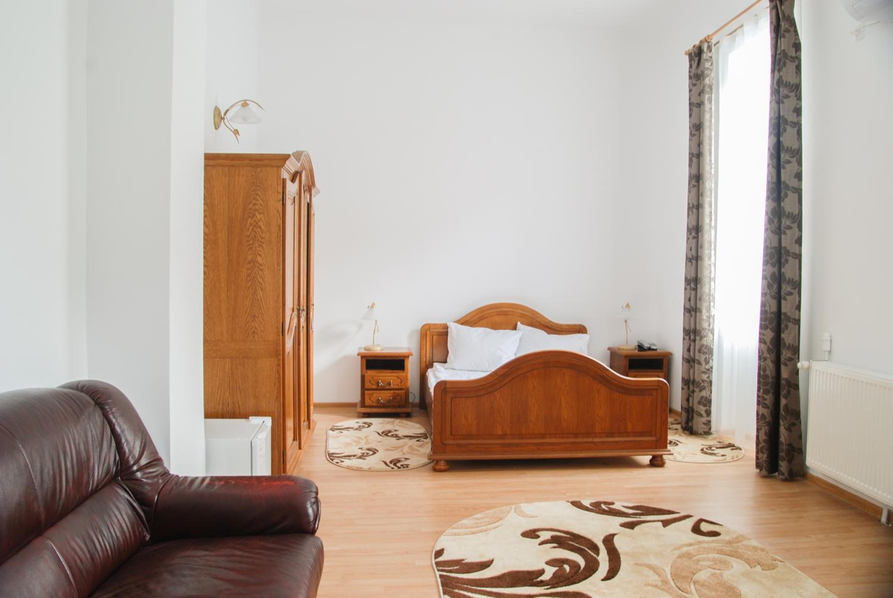 Standard Double Room photo 2