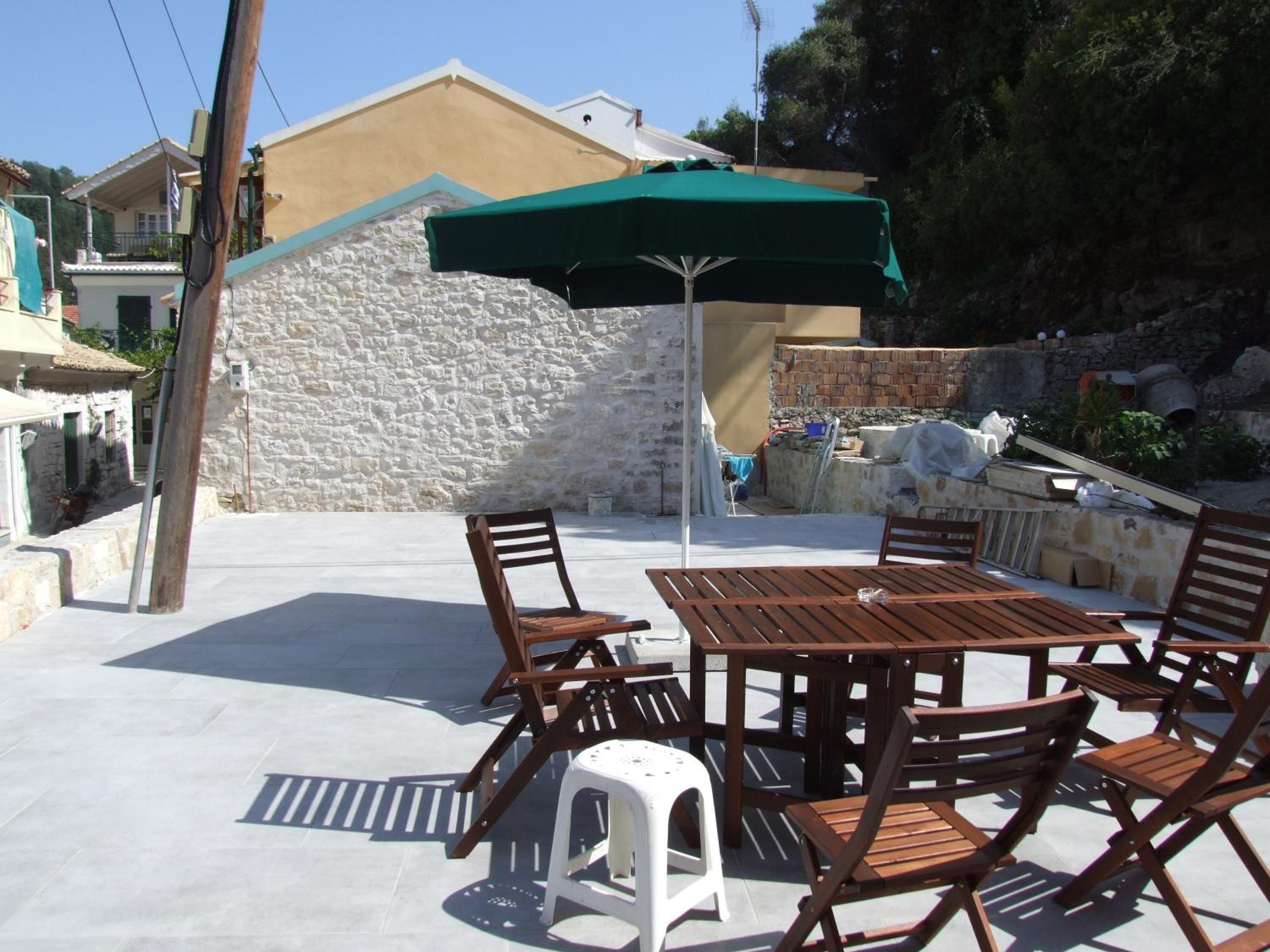 Villa photo 2
