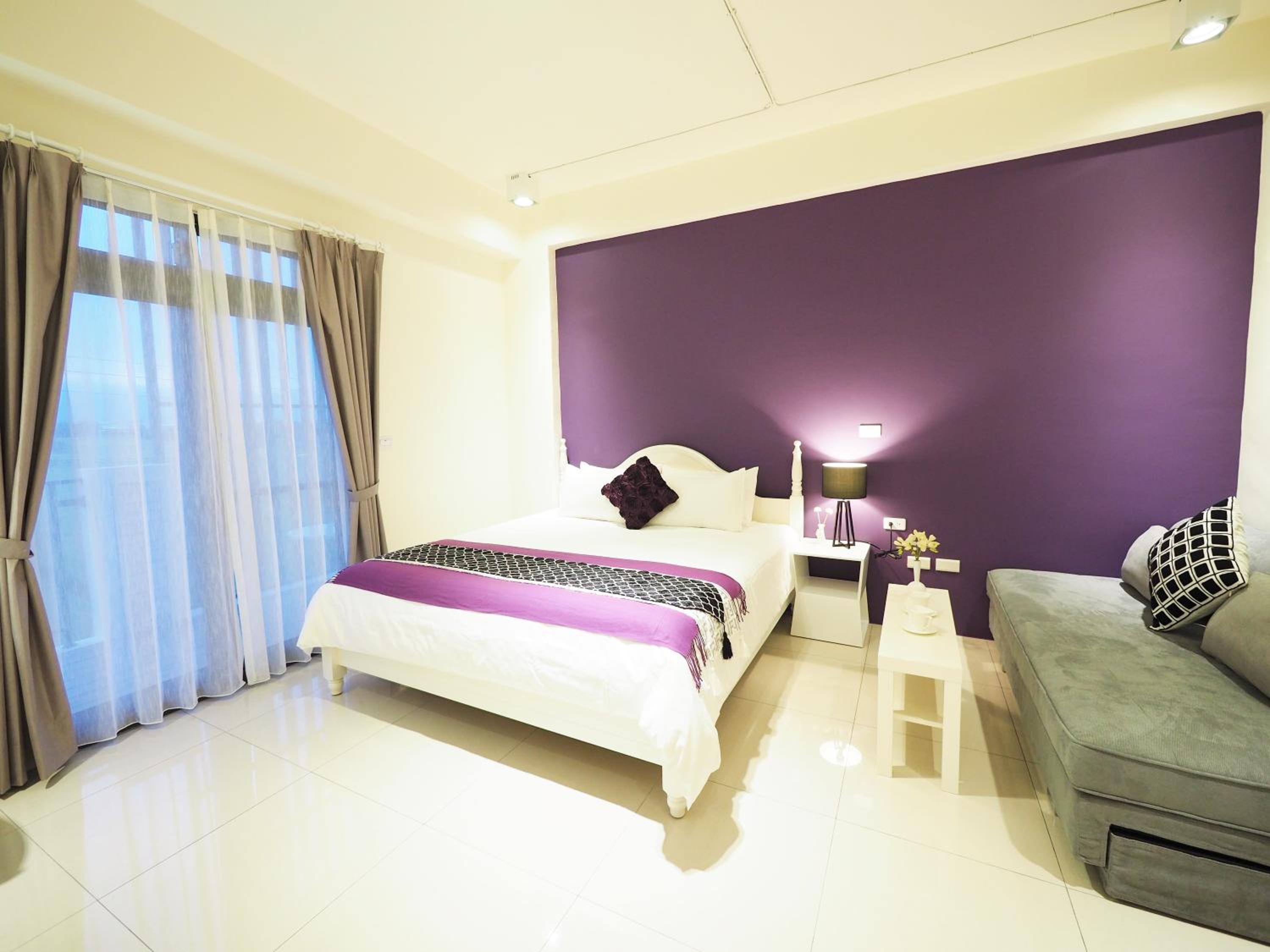 Queen Room with Balcony