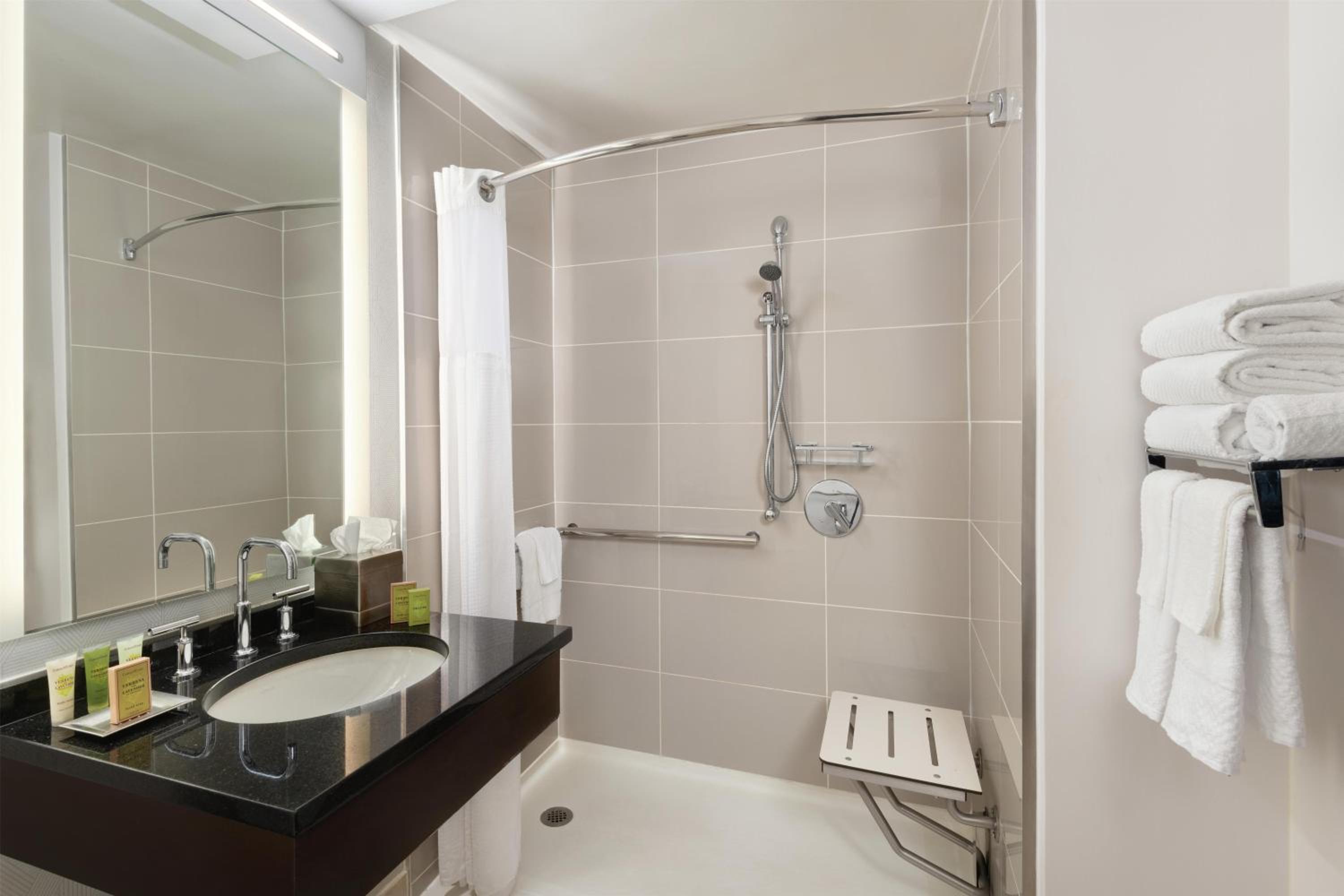 Double Room with City View - Mobility Access - Photo 3