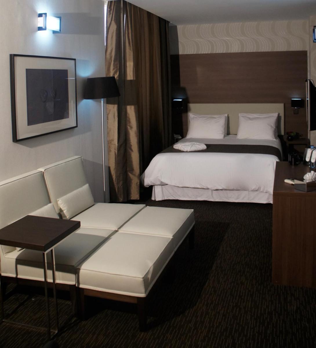Deluxe Single Room
