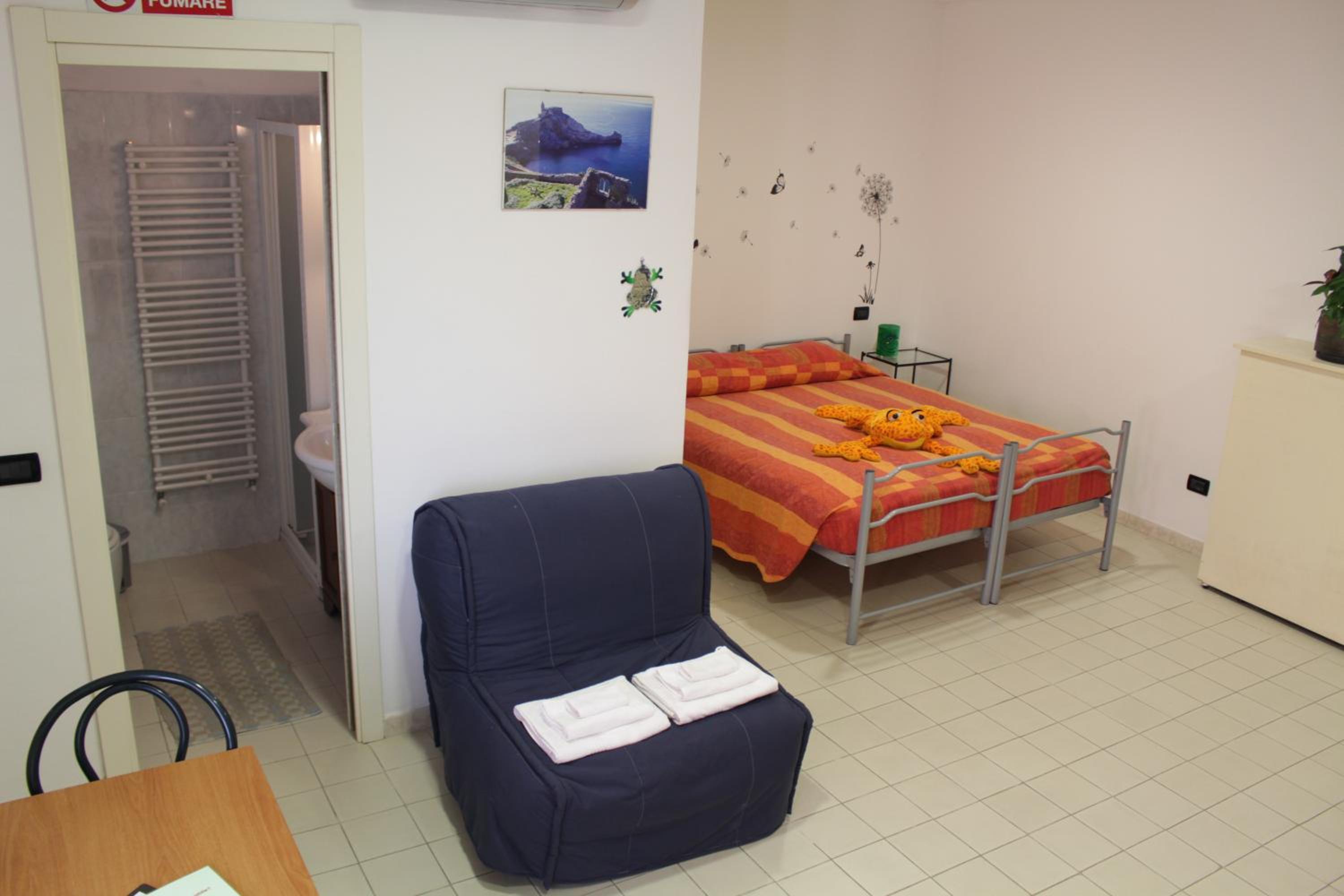 Quadruple Room - Photo 4