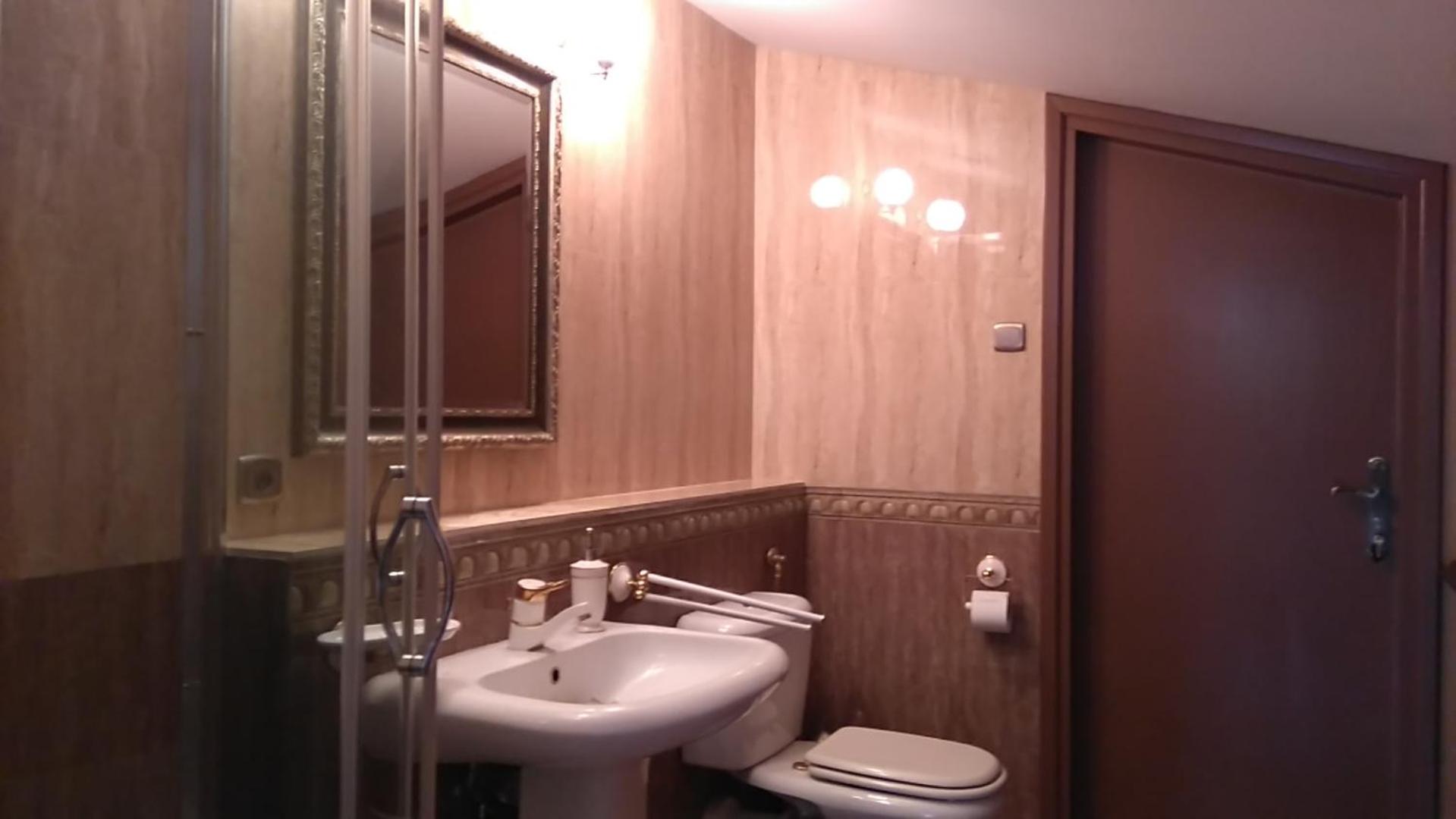 Small Double Room - Photo 4