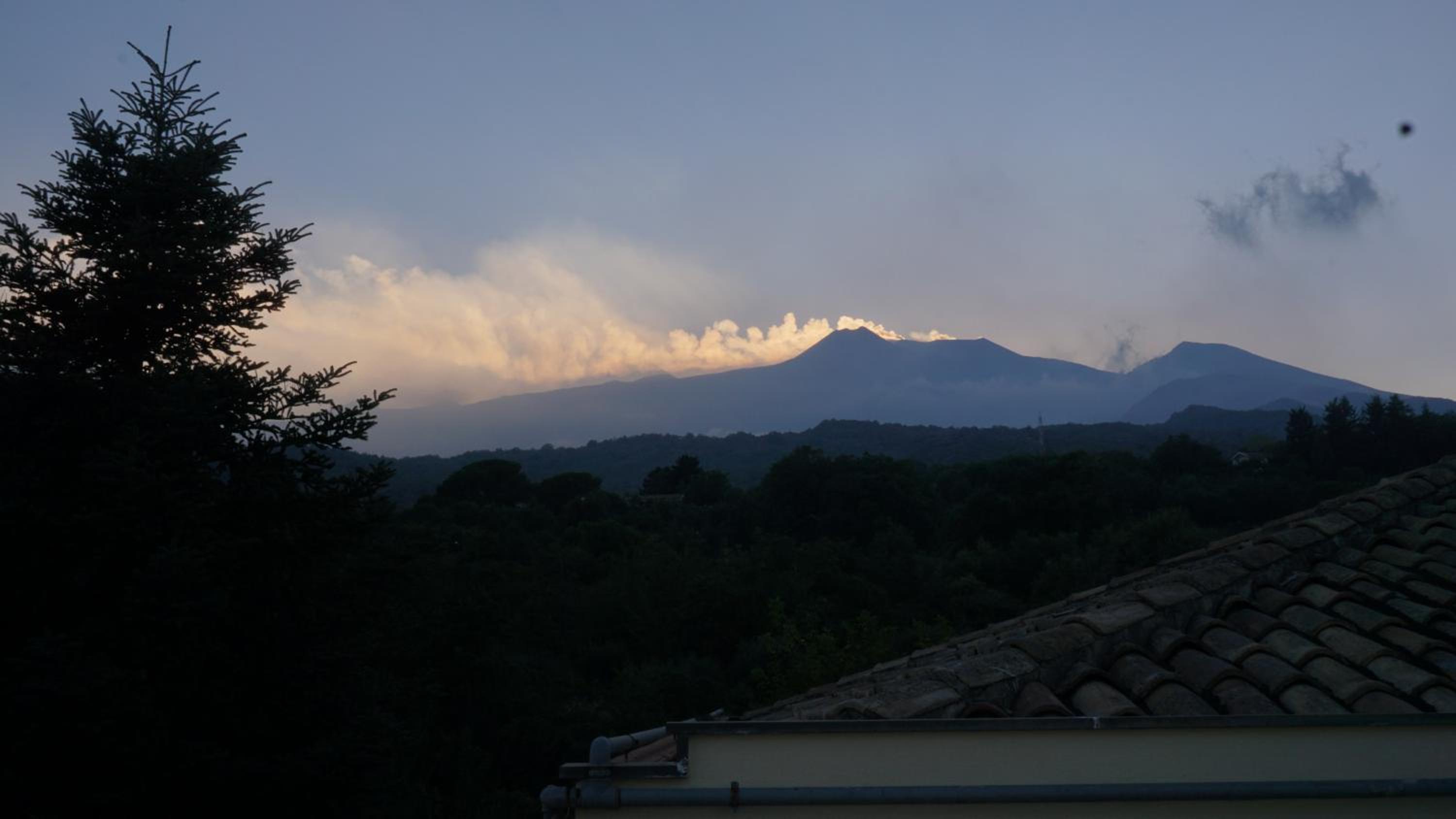 Double Room with Mountain View - Photo 5