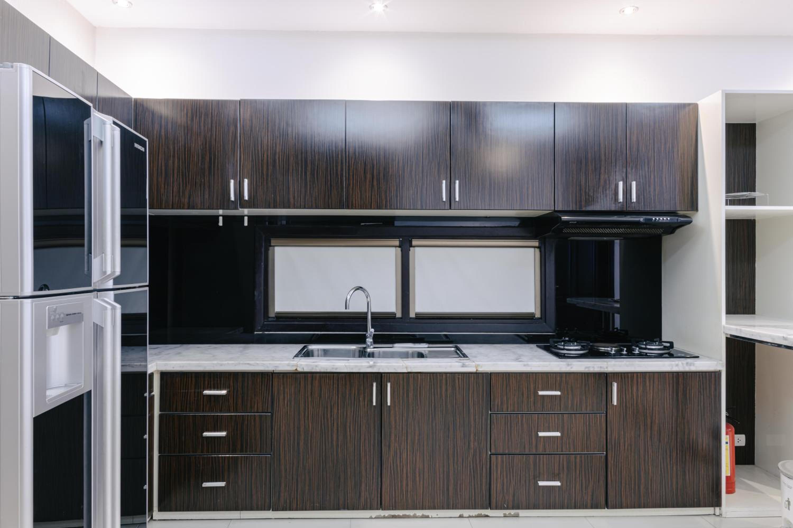 Two-Bedroom Apartment - Photo 9