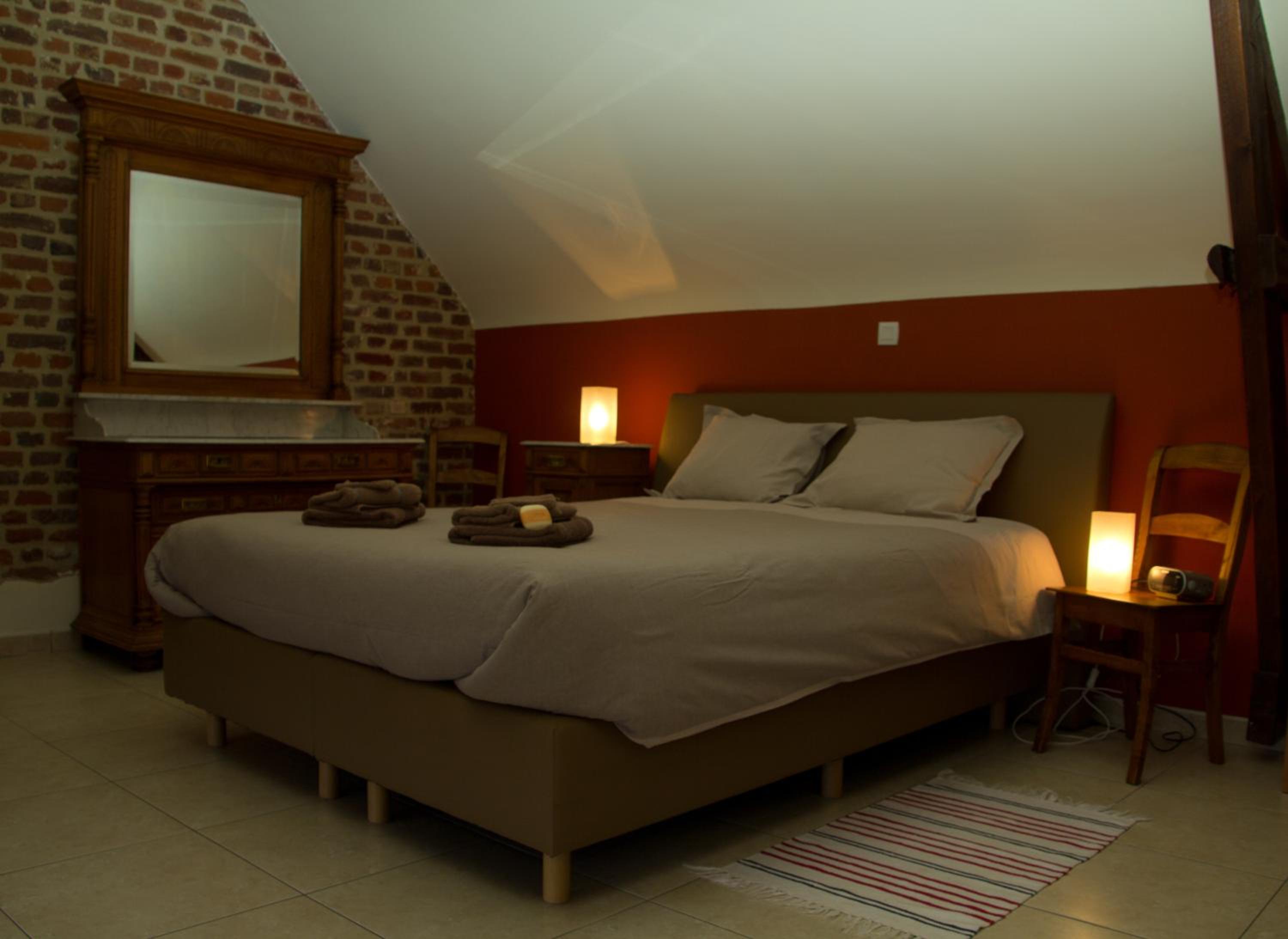 Studio Apartment photo 1