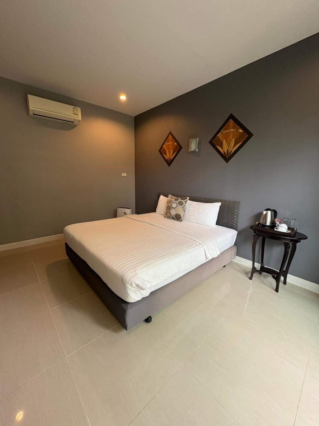 Budget Double Room with Garden view  photo 2
