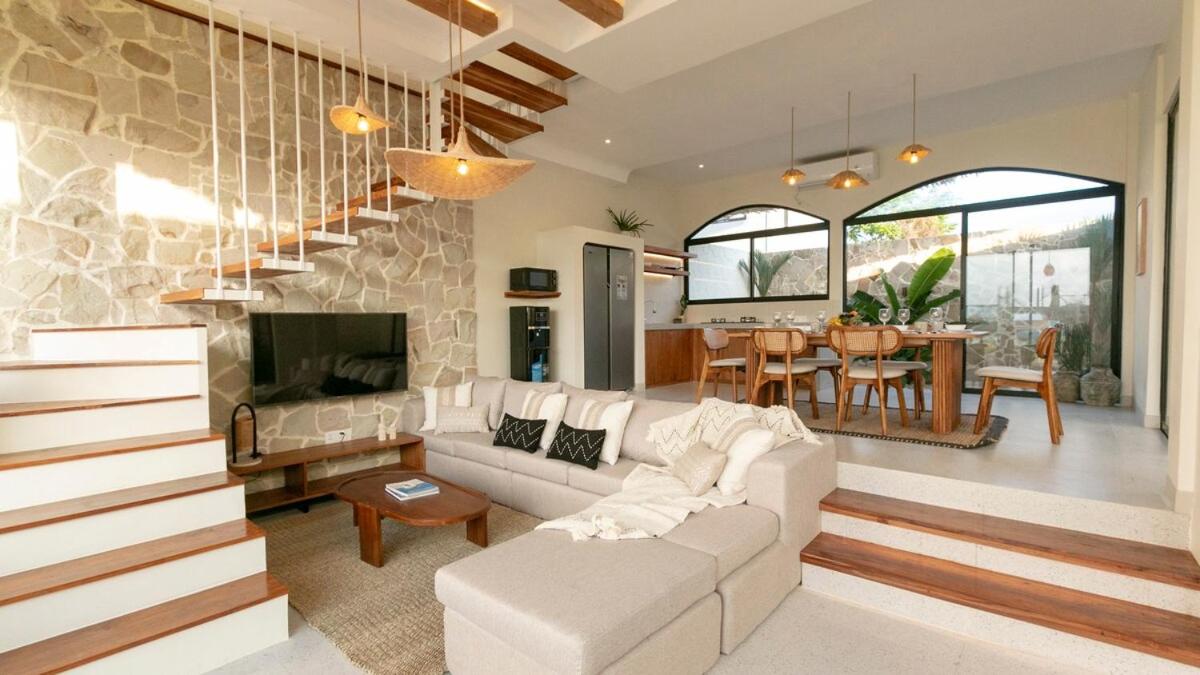 Three-Bedroom Villa photo 2