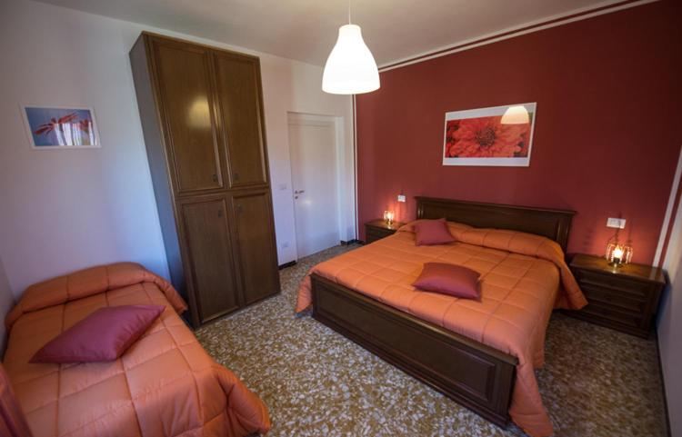 Apartment with Mountain View - Photo 5