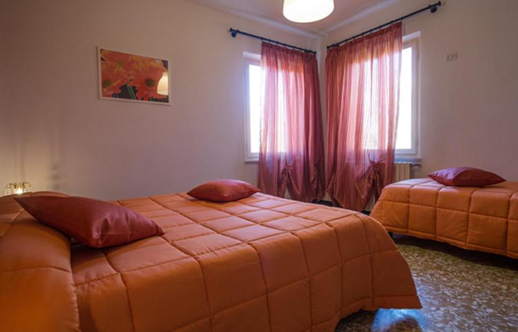 Apartment with Mountain View - Photo 6