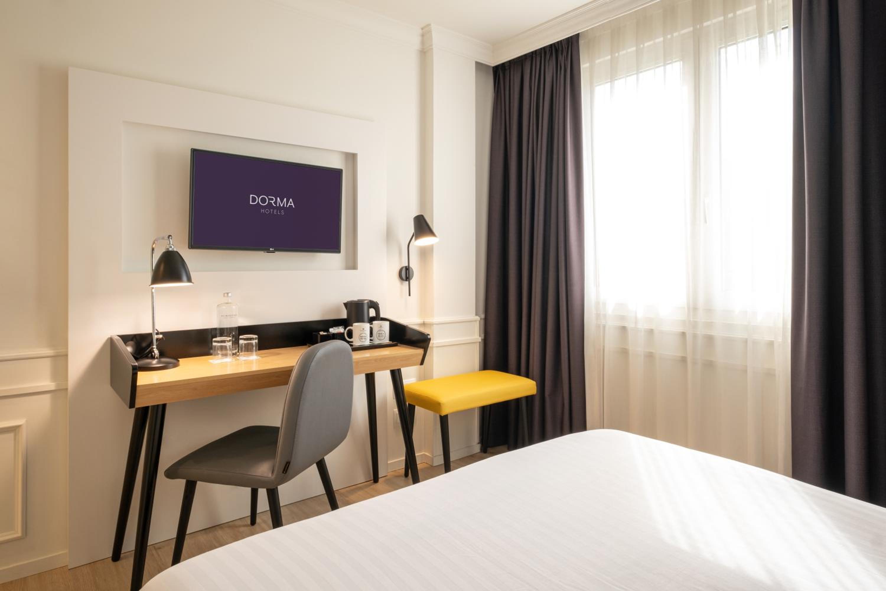 Deluxe Room - Photo 1
