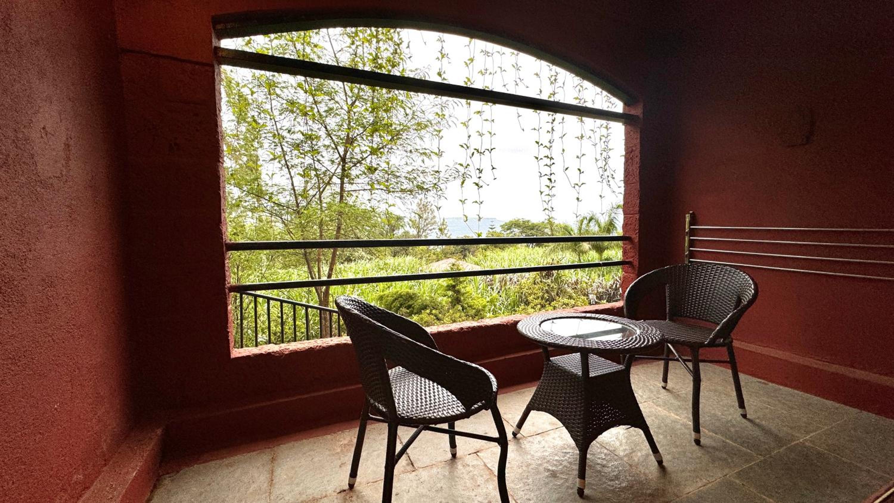 Suite with Lake View photo 3
