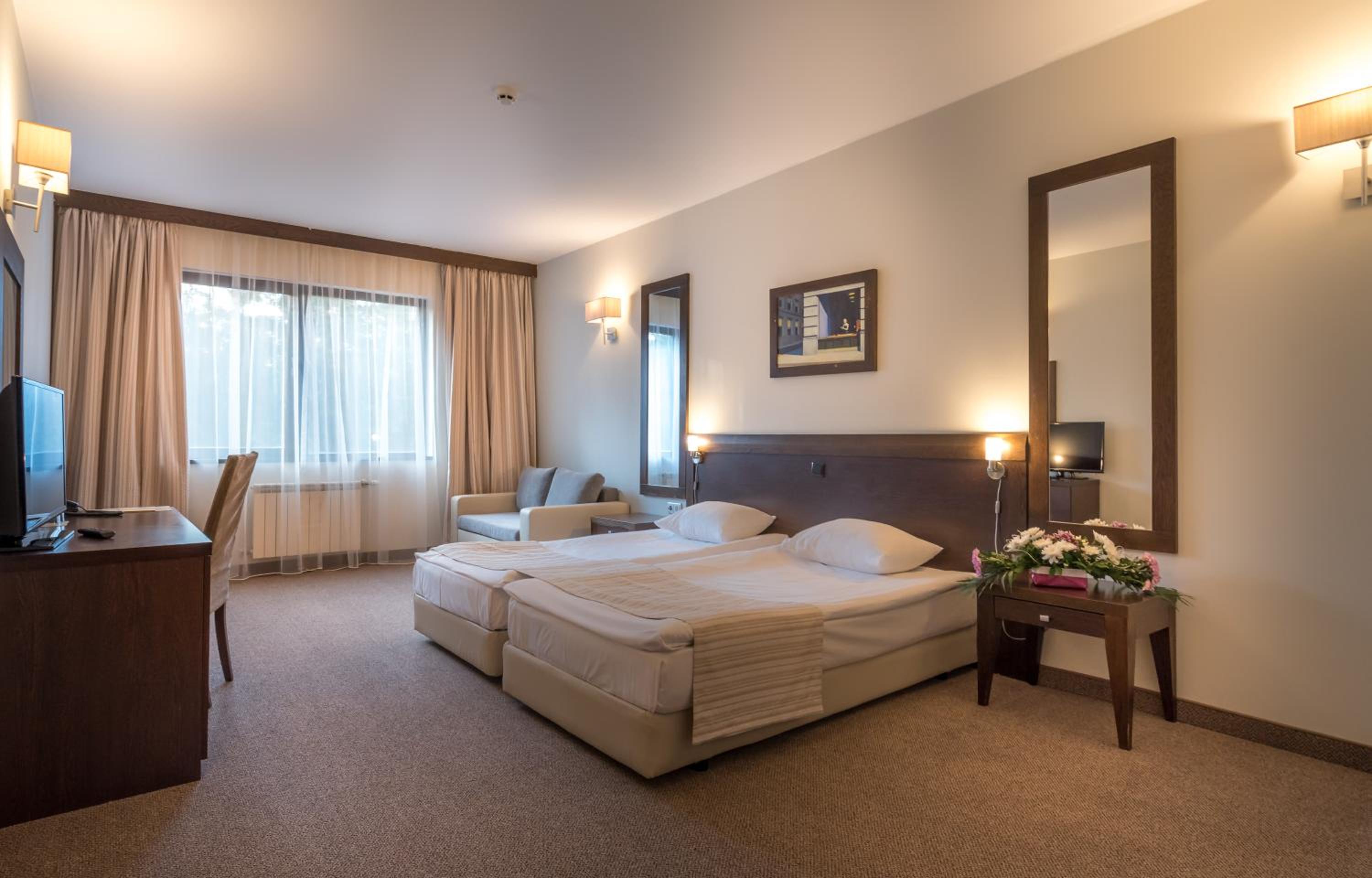 Twin Room with Free Spa Access
