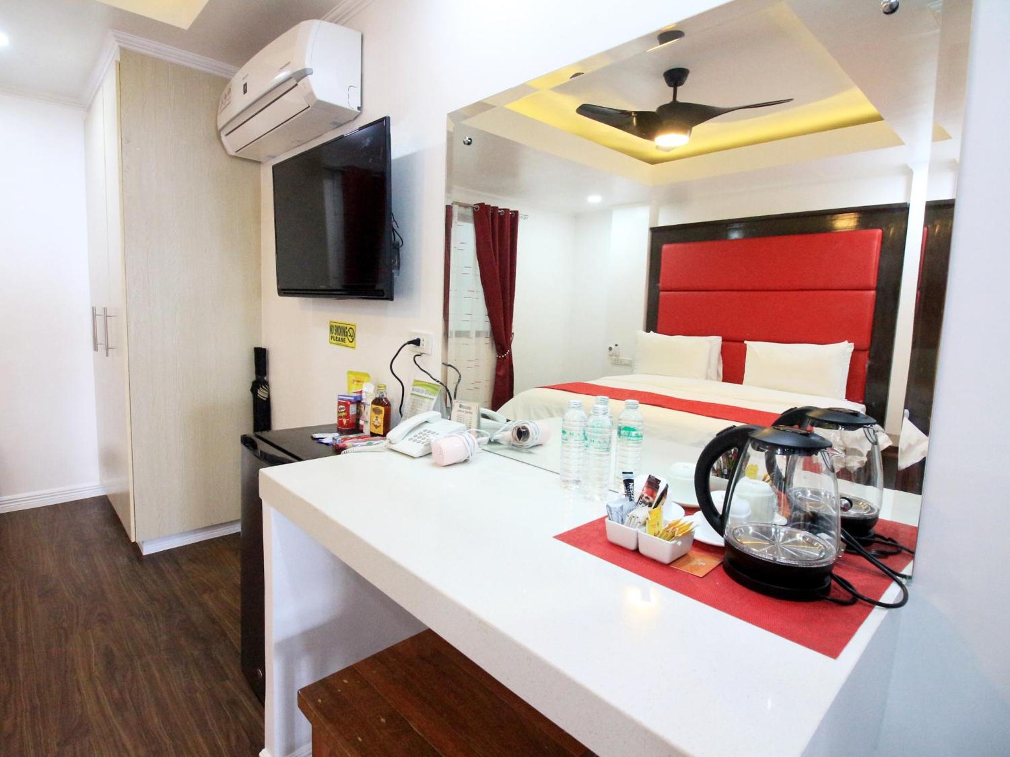 Standard King Room - Photo 2