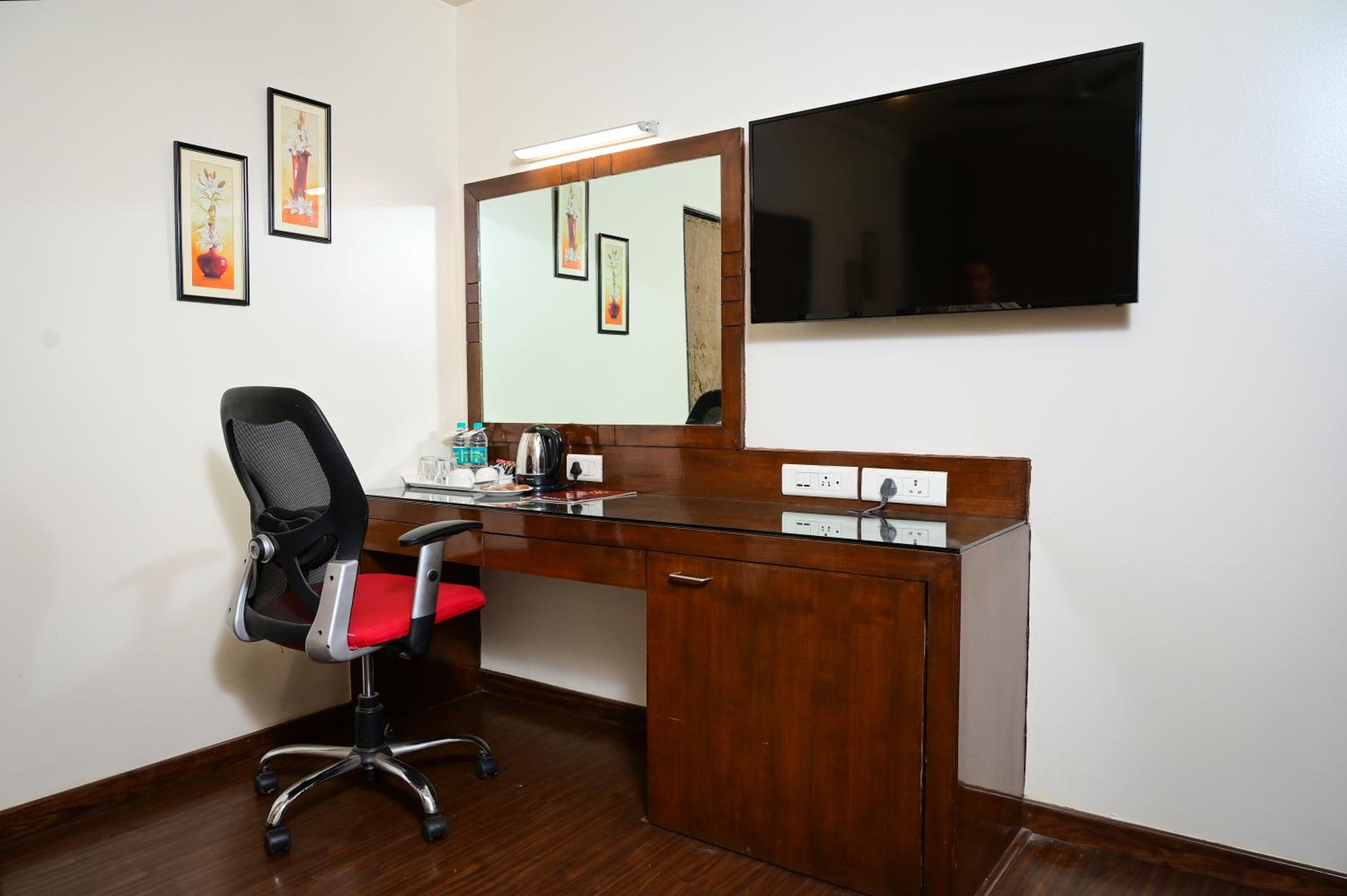 Superior King Room photo 3
