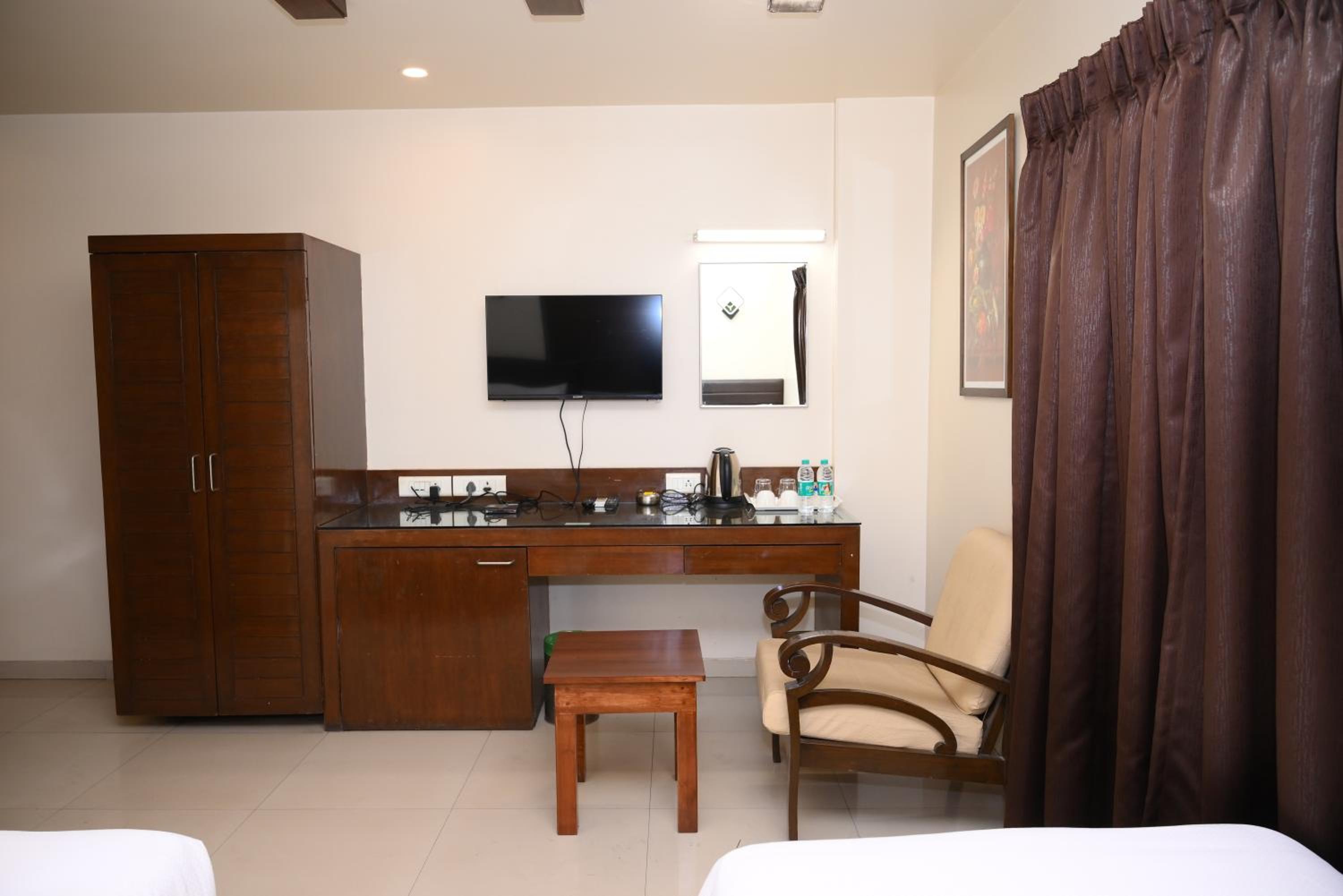 Standard Twin Room photo 2