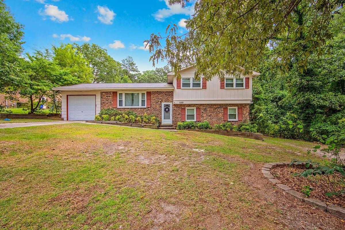 Four-Bedroom House photo 1