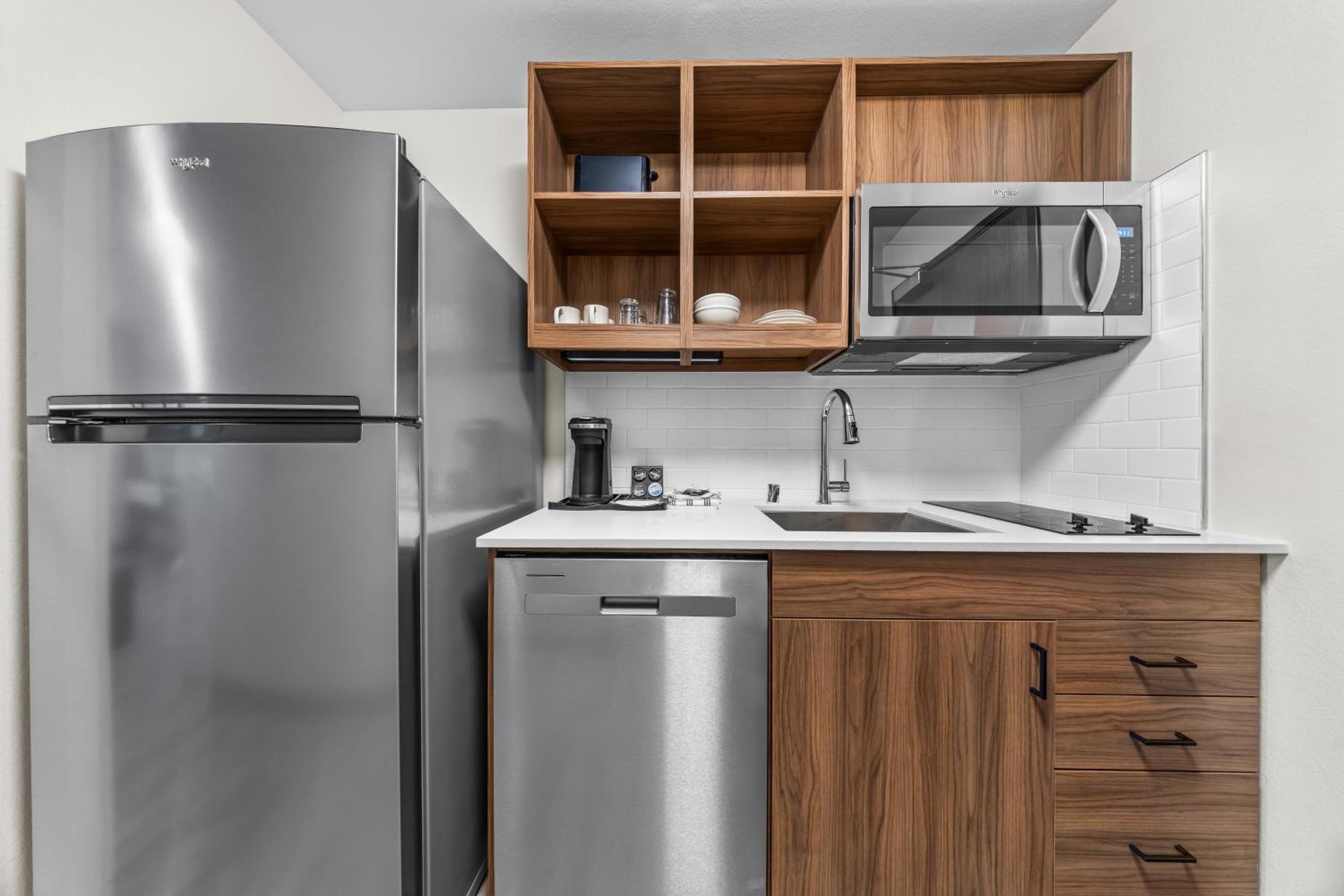 King Suite with Kitchen - Accessible photo 2