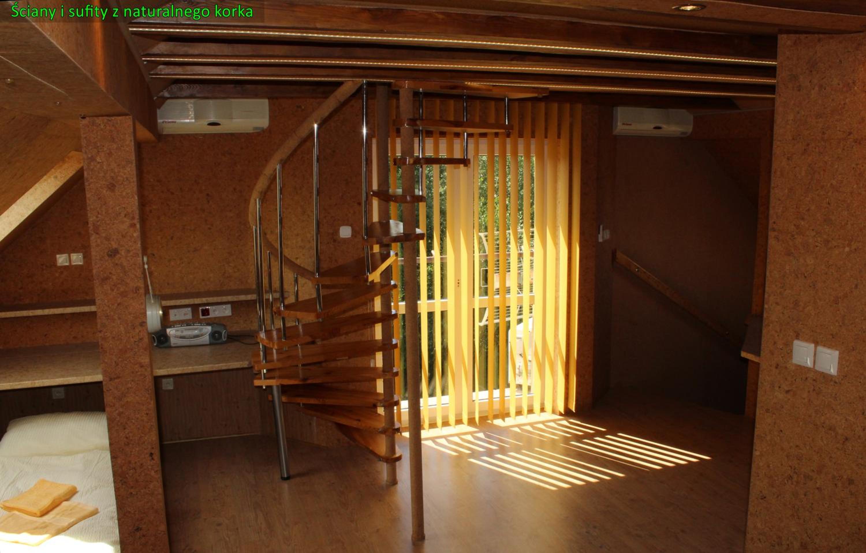 Maisonette photo 1