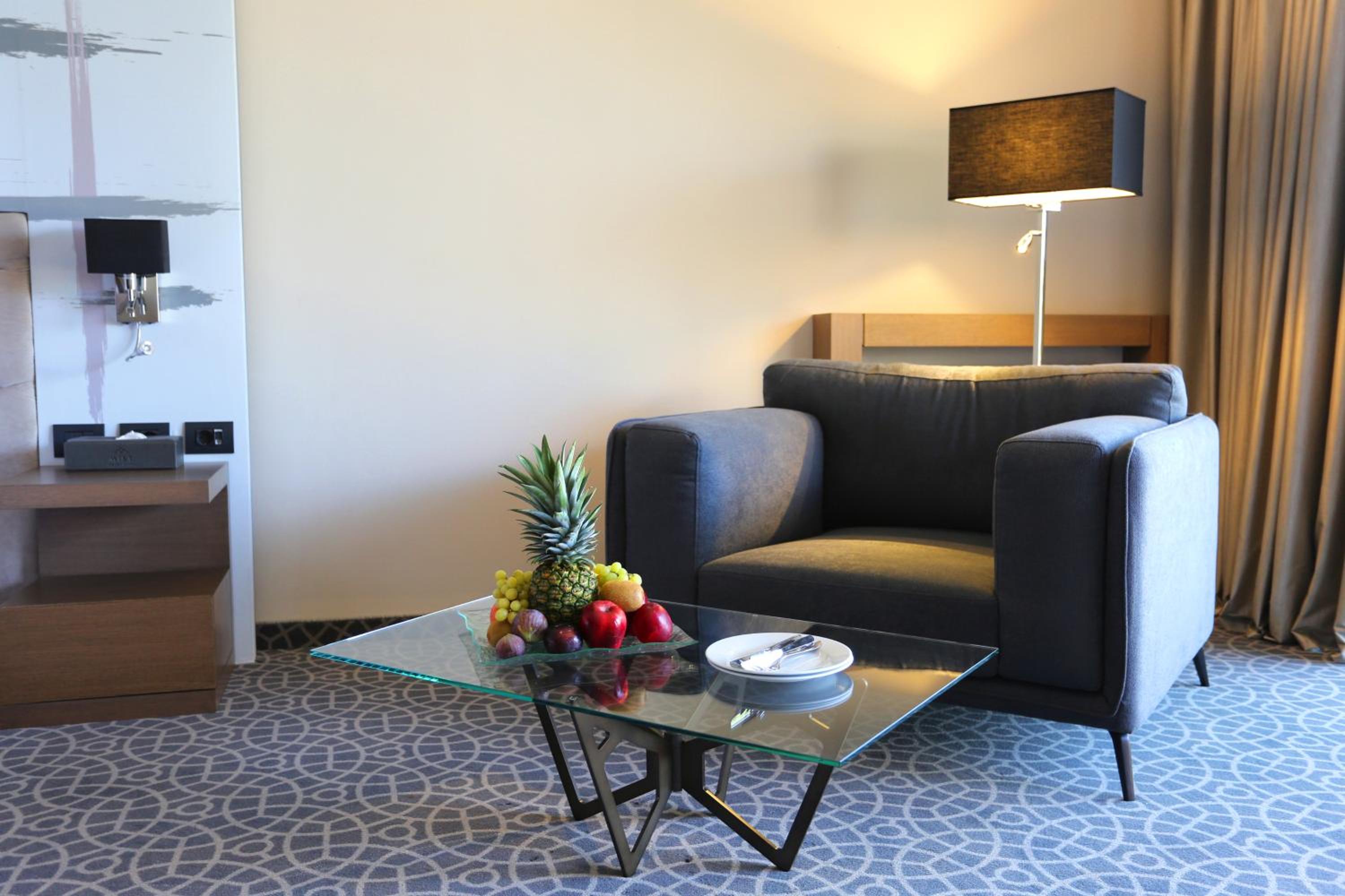 Superior King Room photo 2