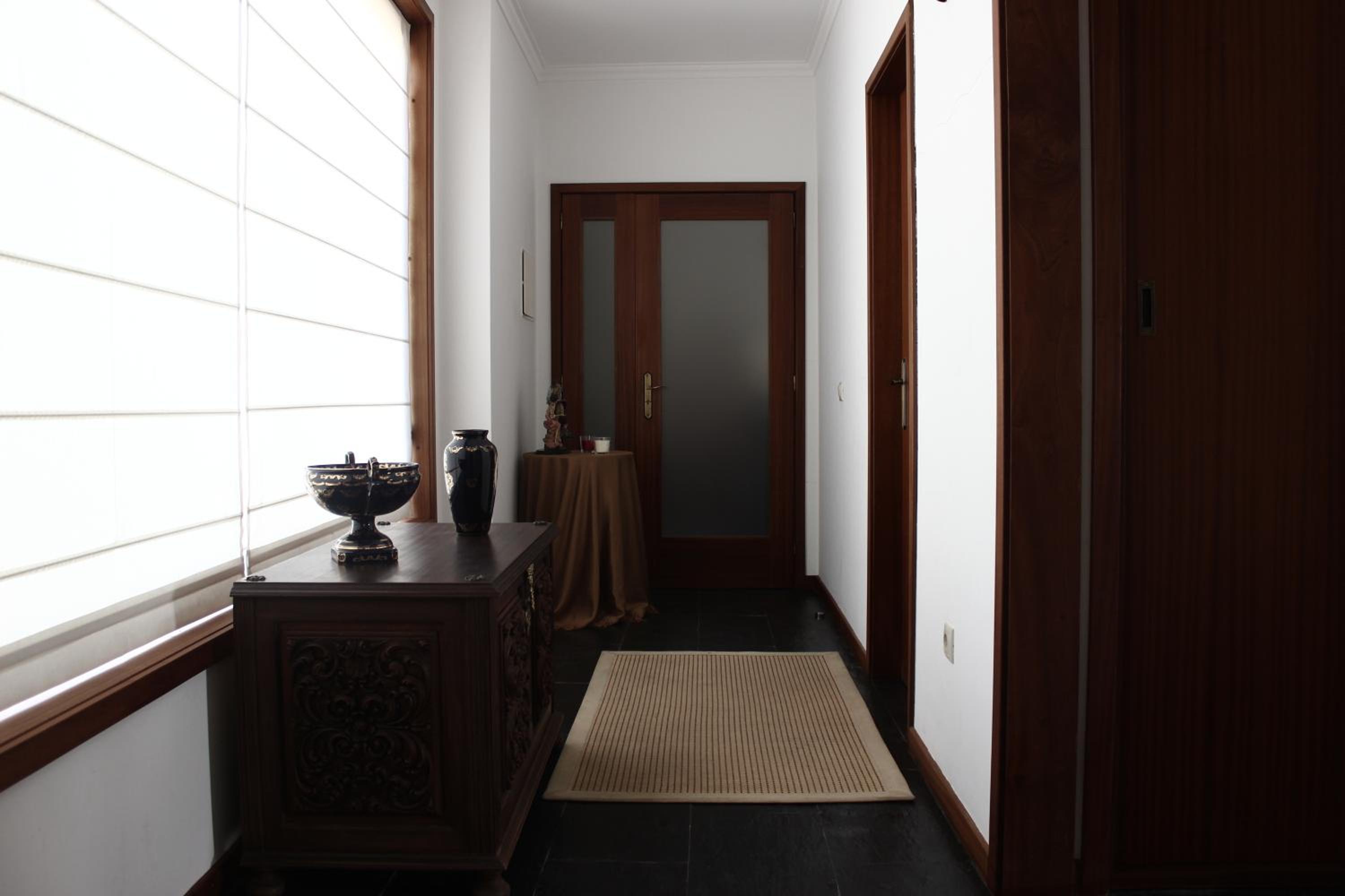 Four-Bedroom House photo 1