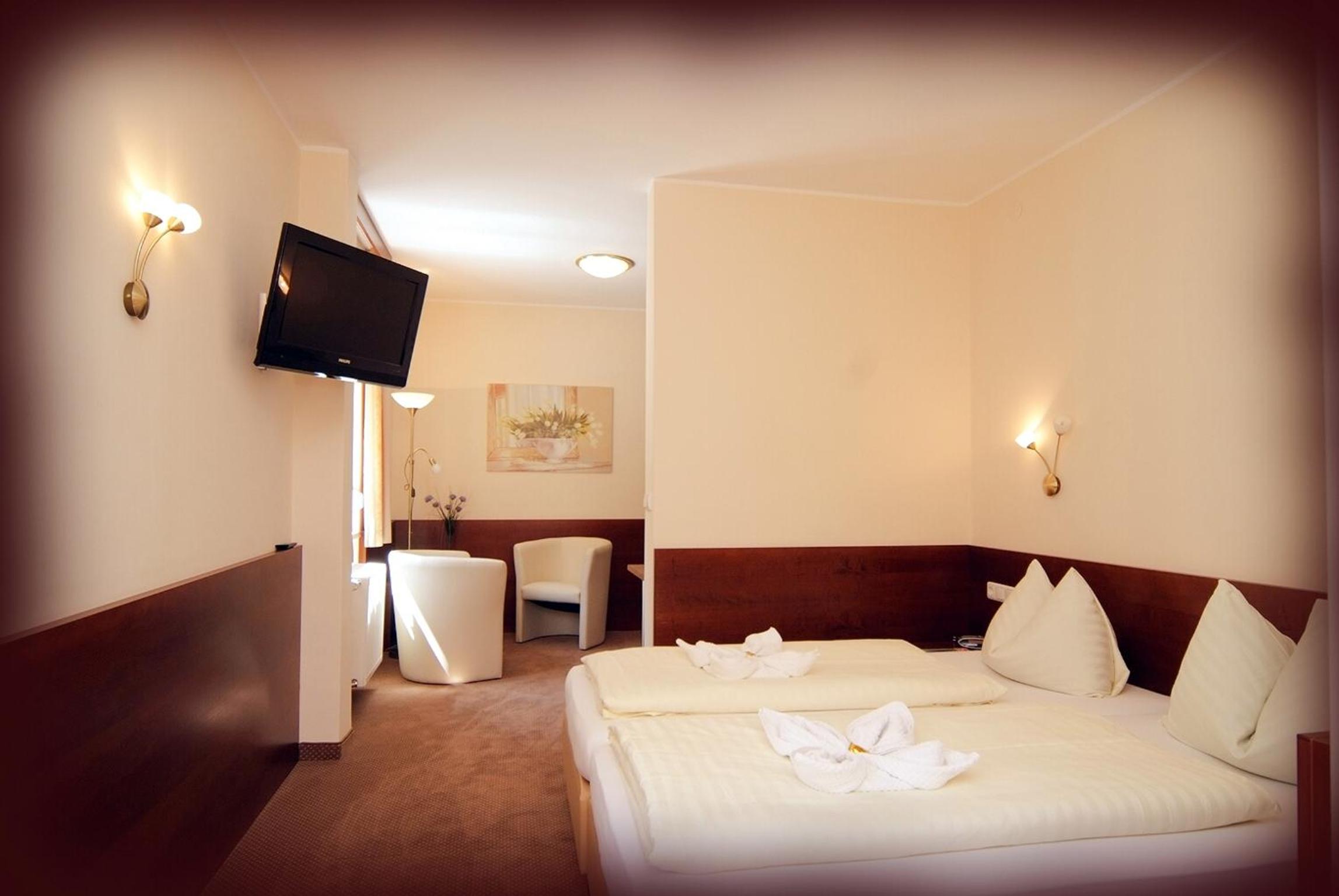 Classic Double Room