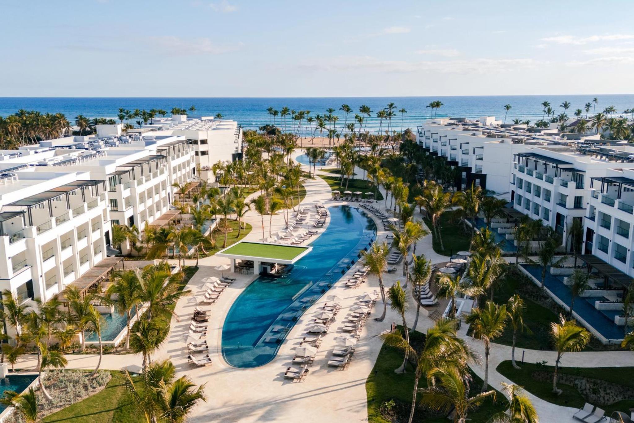 Preferred Club Jr. Suite Tropical View Double