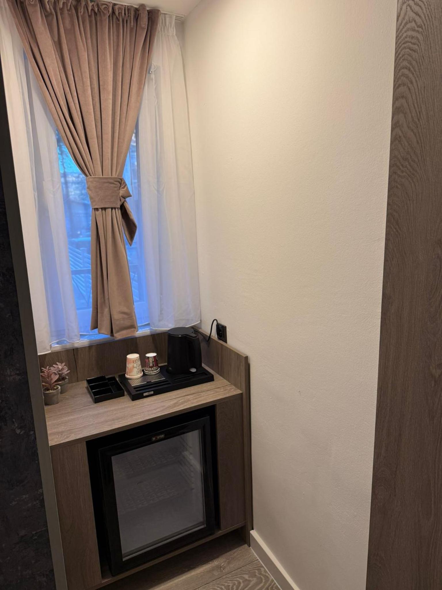 Double Room with Private Bathroom photo 2