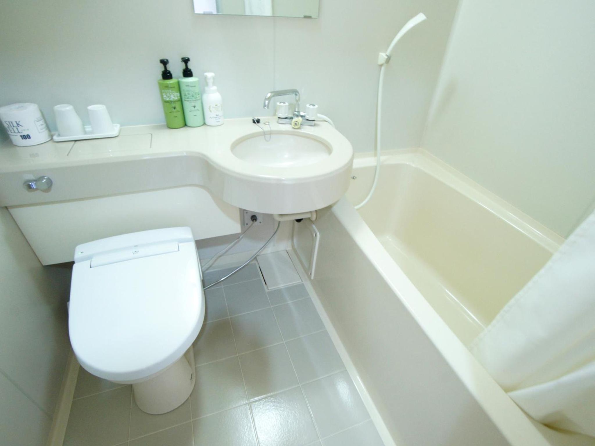 Single Room - Non-Smoking photo 2