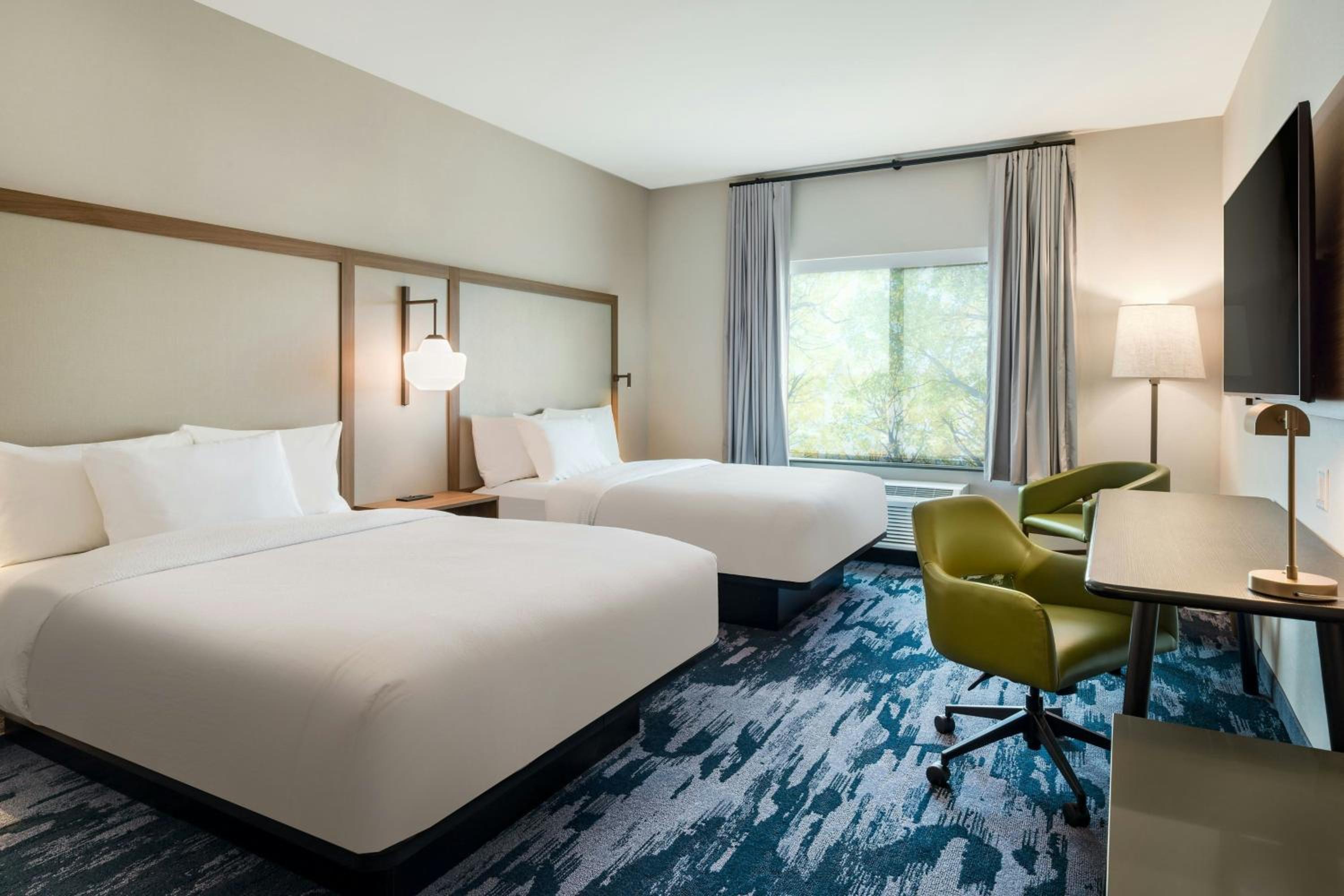 Standard Queen Room with Two Queen Beds and Limited View