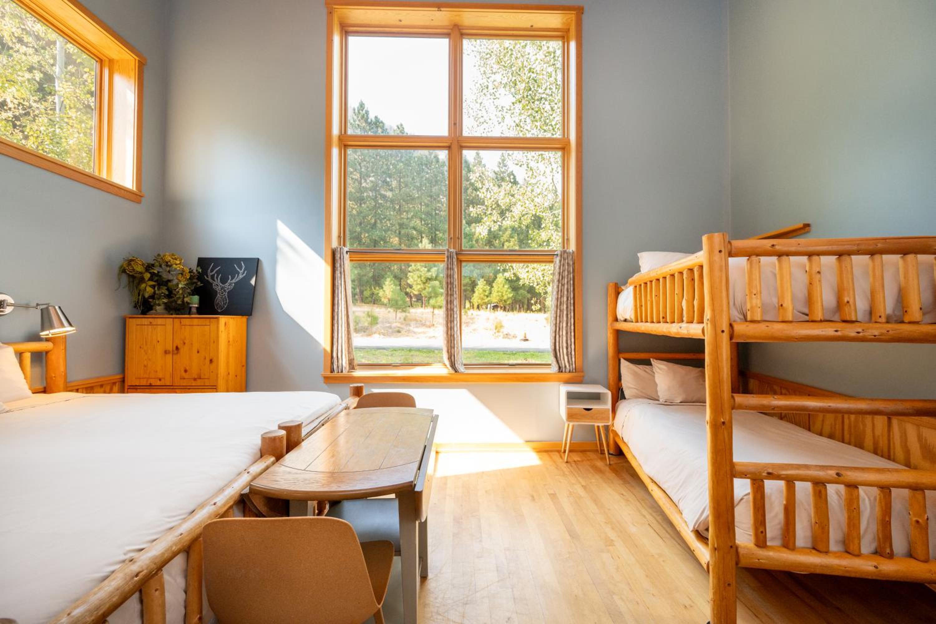 King Kitchenette Cabin