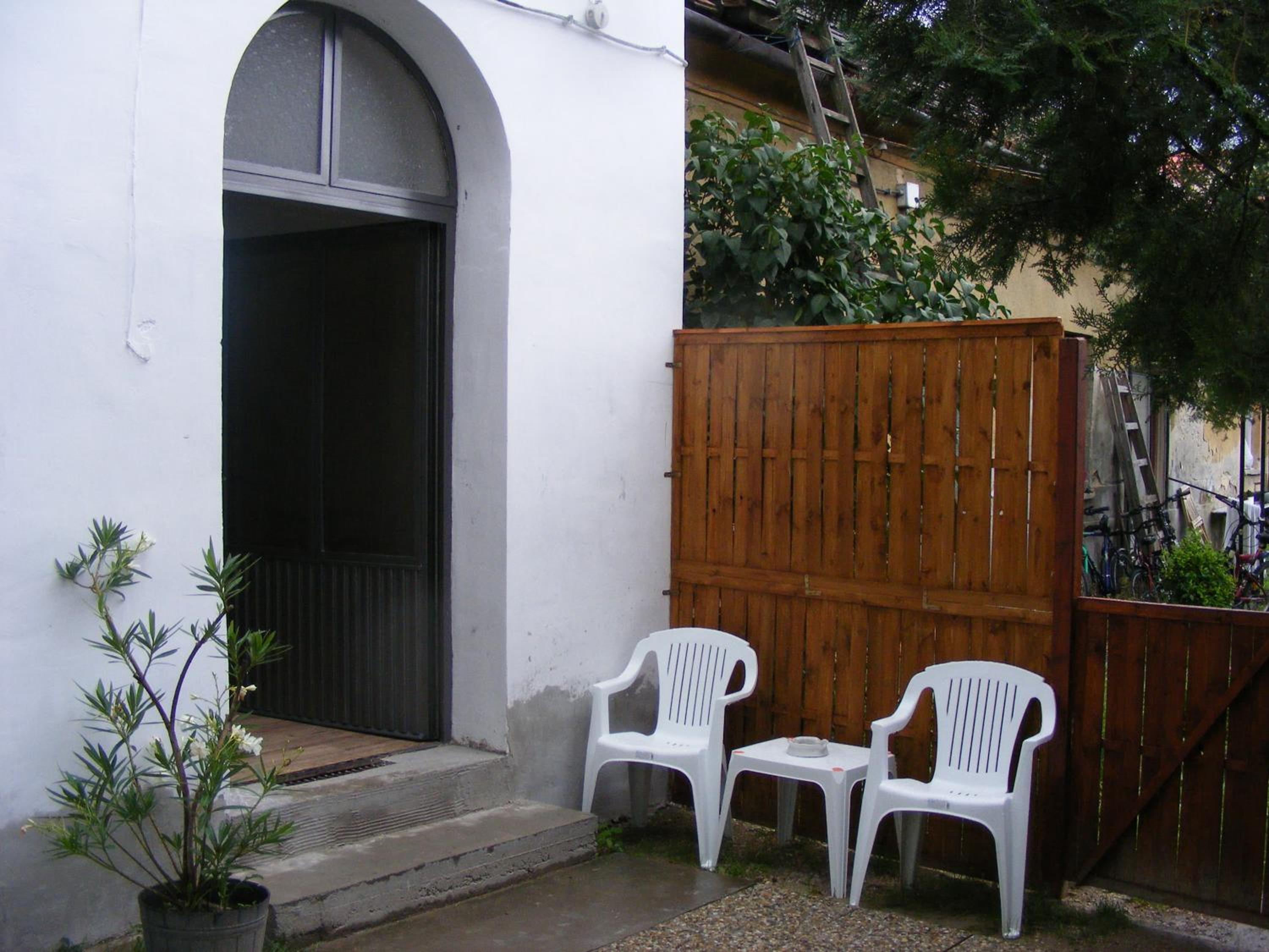 Three-Bedroom Apartment - Photo 4