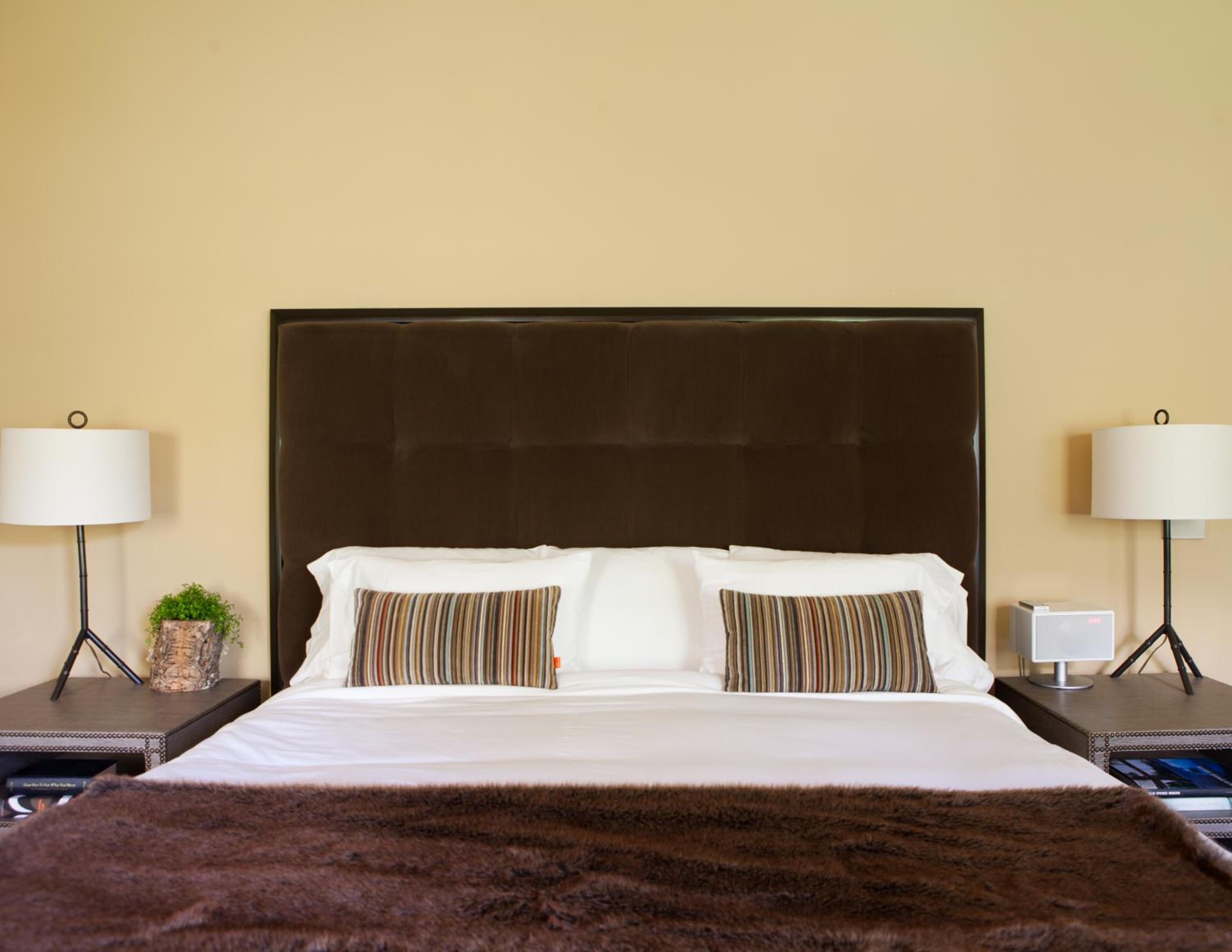 Premium King Room
