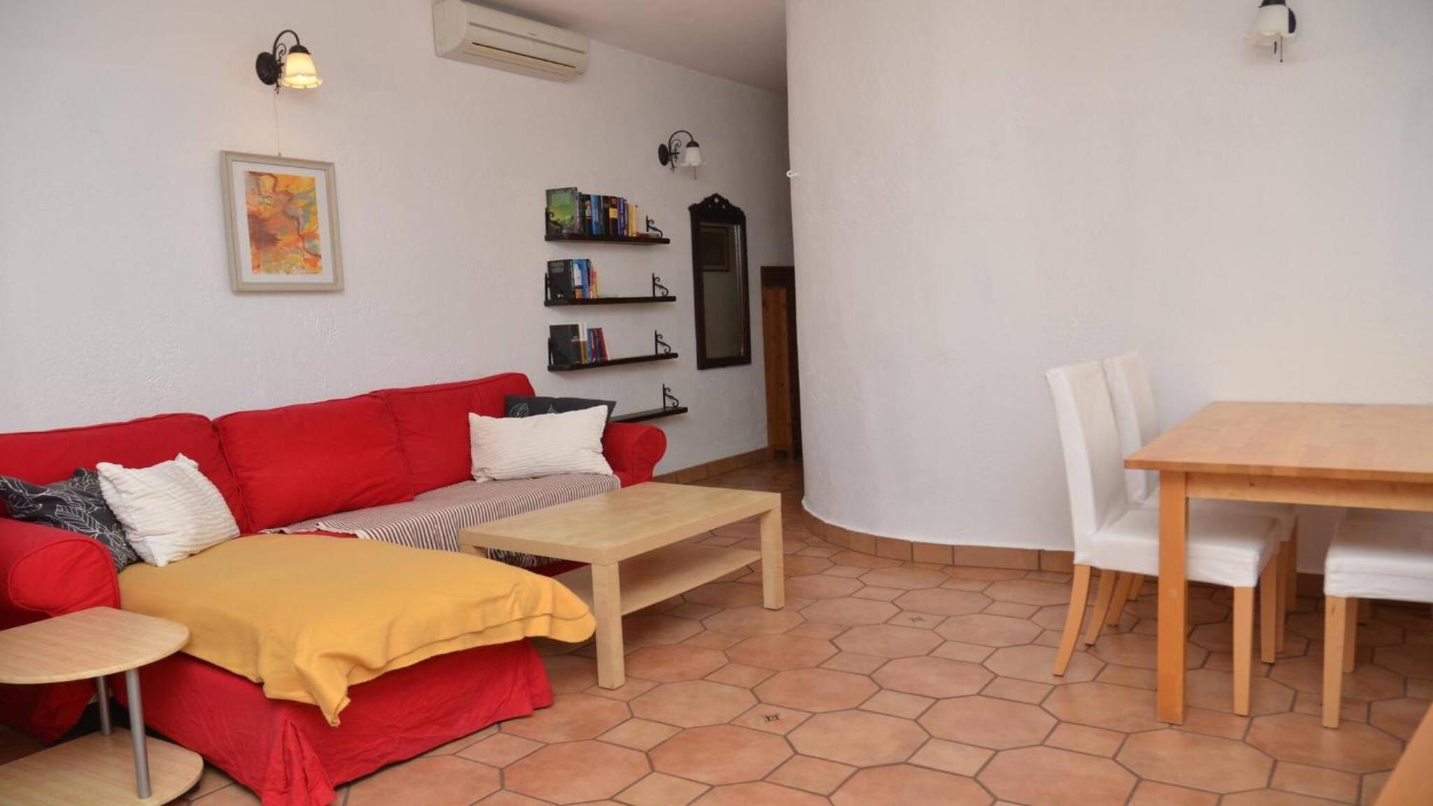 Two-Bedroom House photo 3