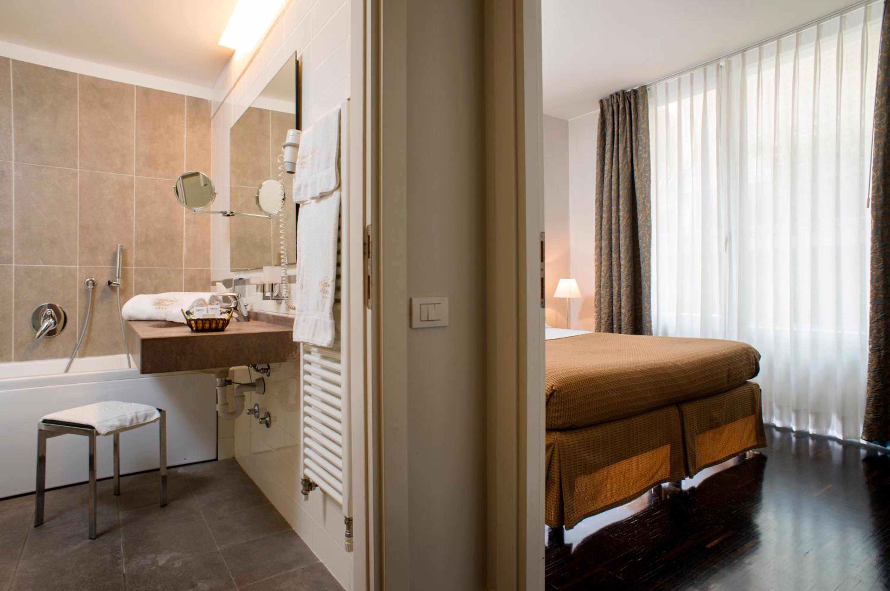 Suite - Annex - Photo 4