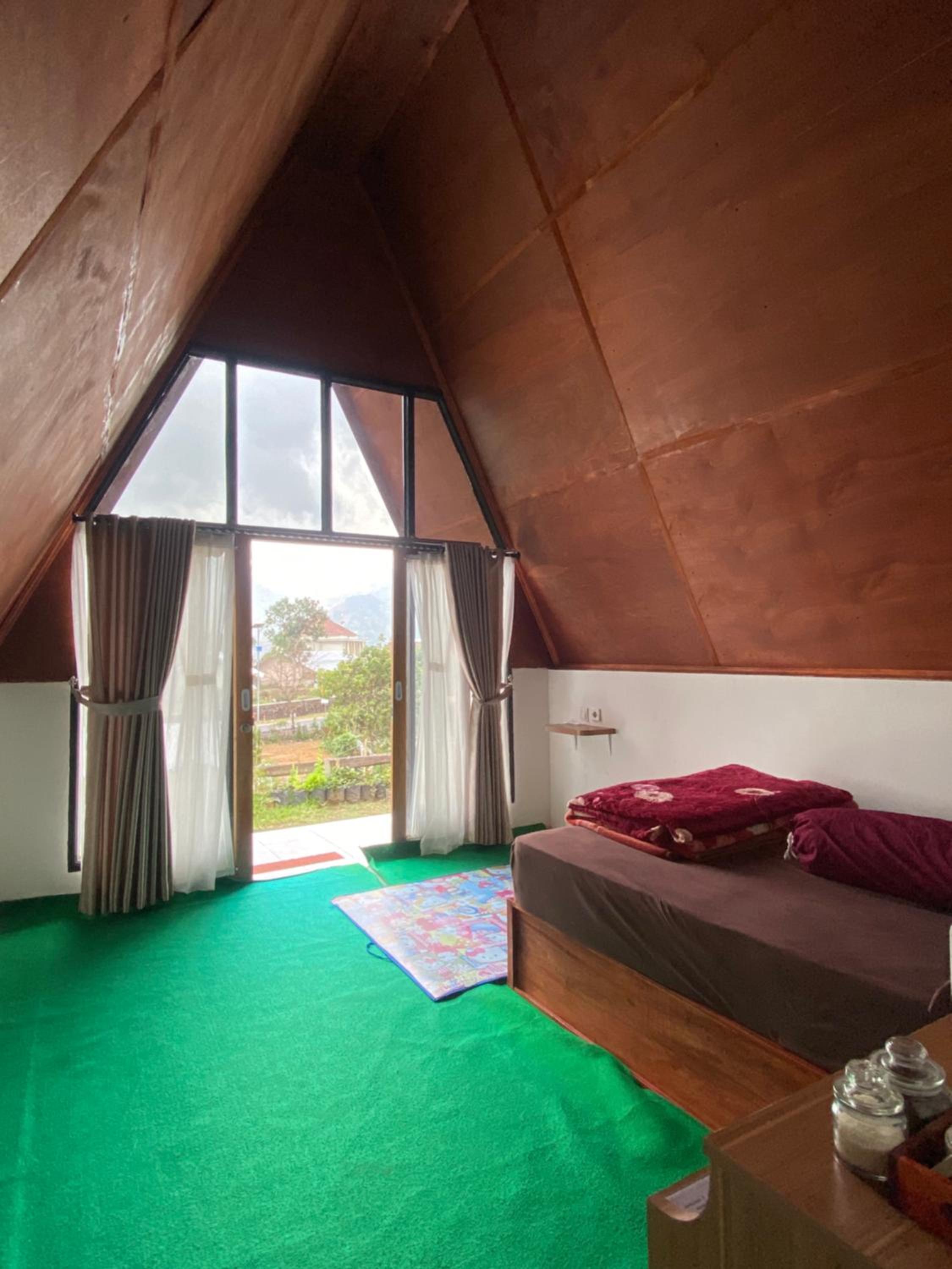 One-Bedroom House photo 3