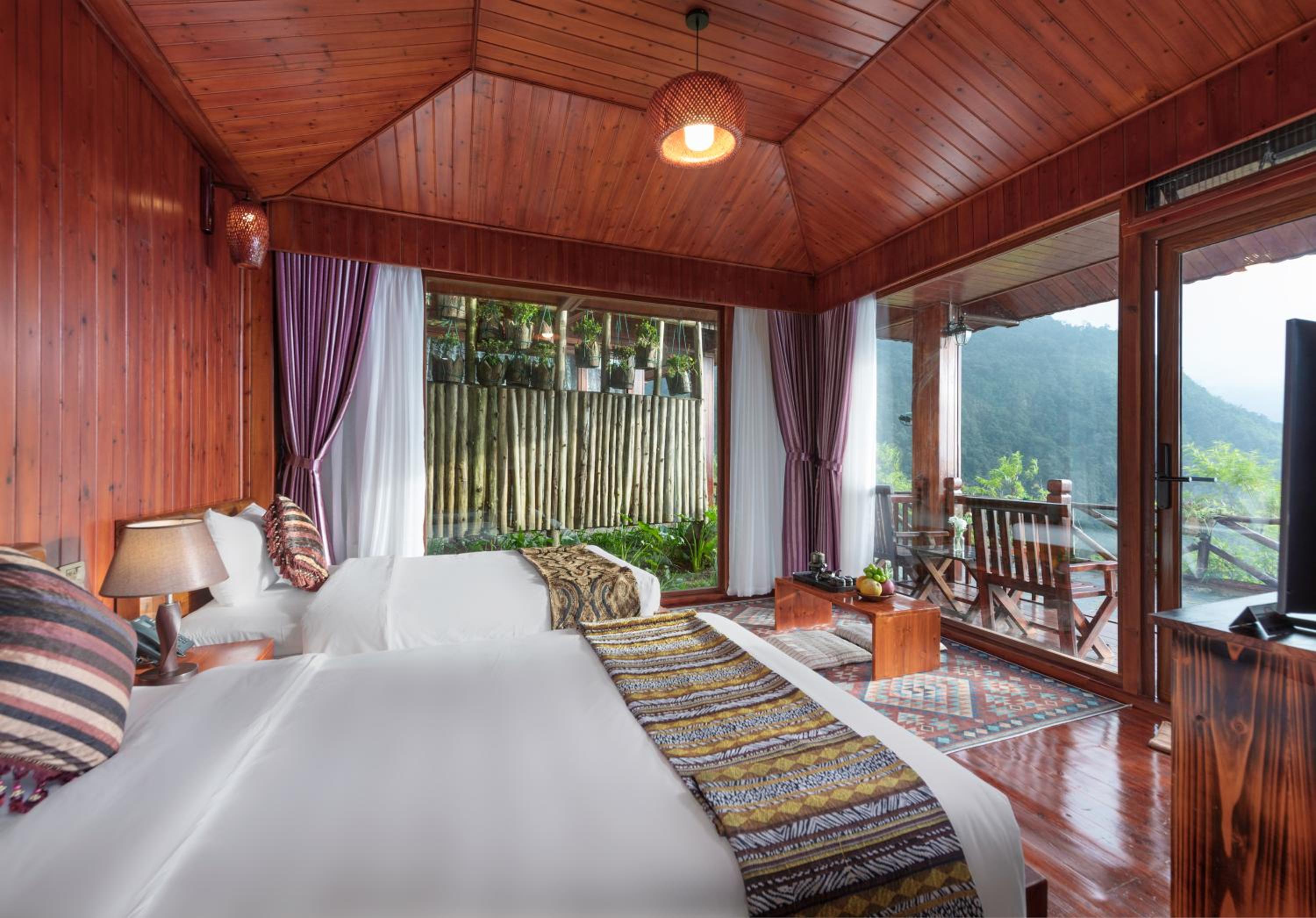 Bungalow with Garden View - Photo 14