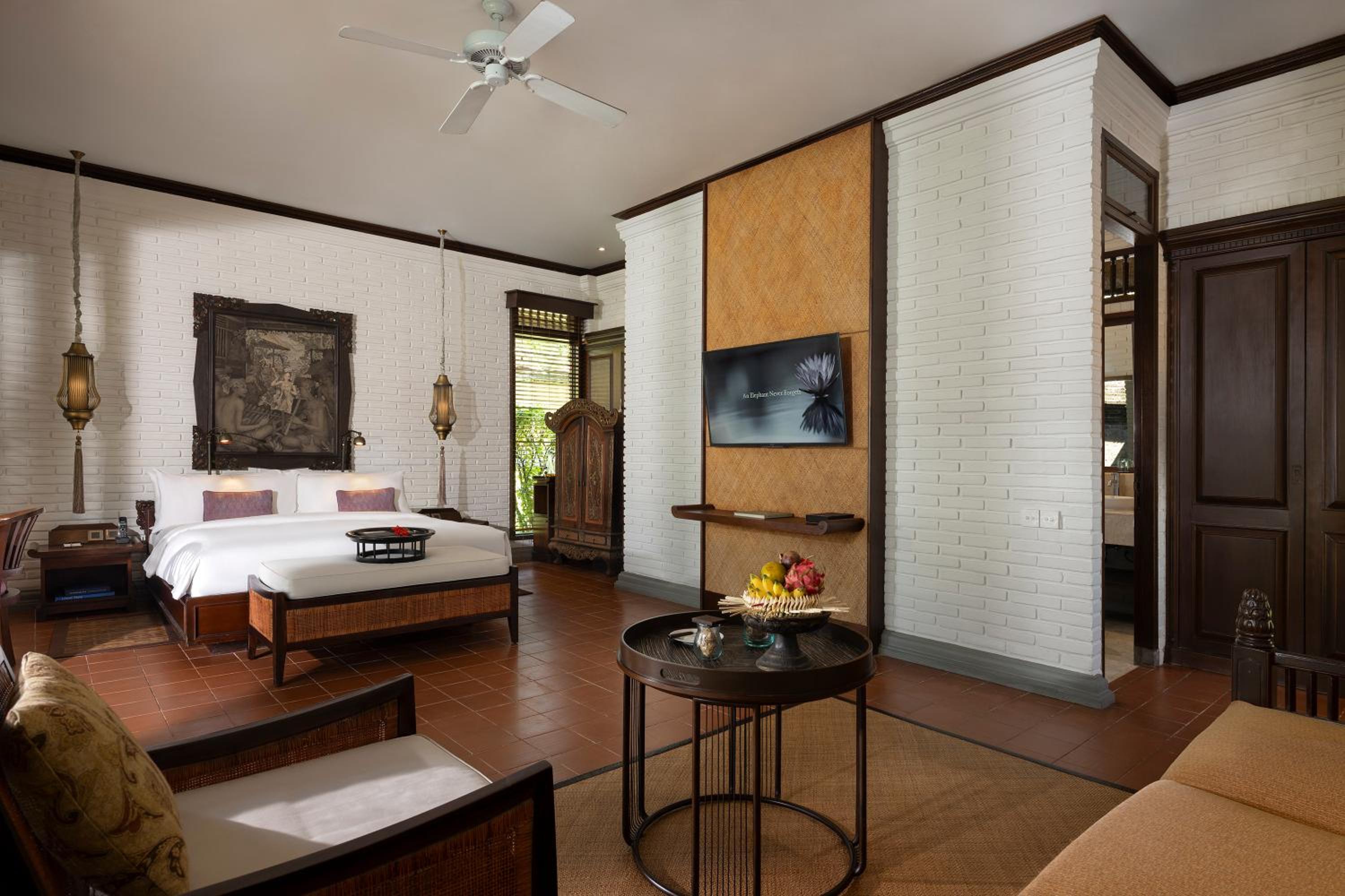 Flash Deal at One-Bedroom Suite with Club Benefits