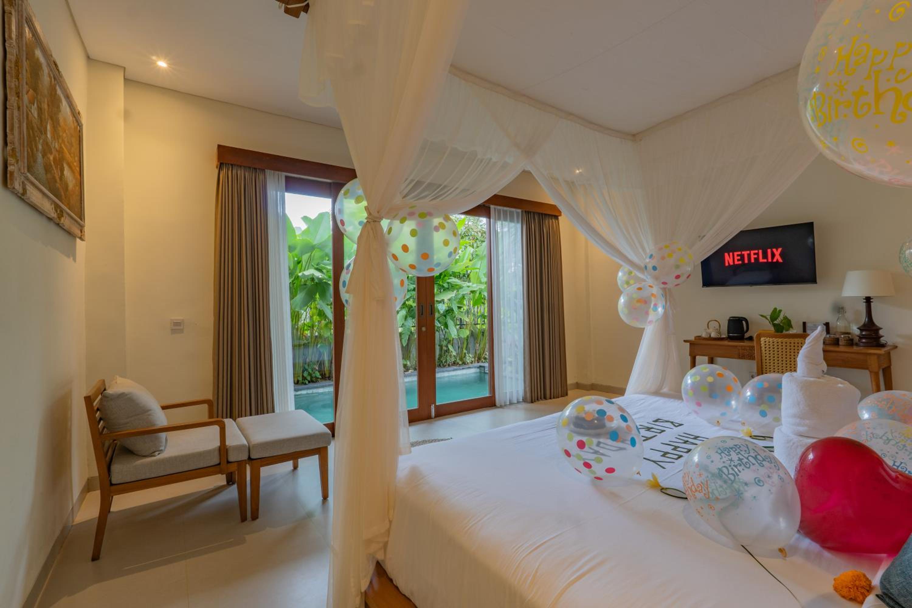 One Bedroom Pool Villa - Photo 2