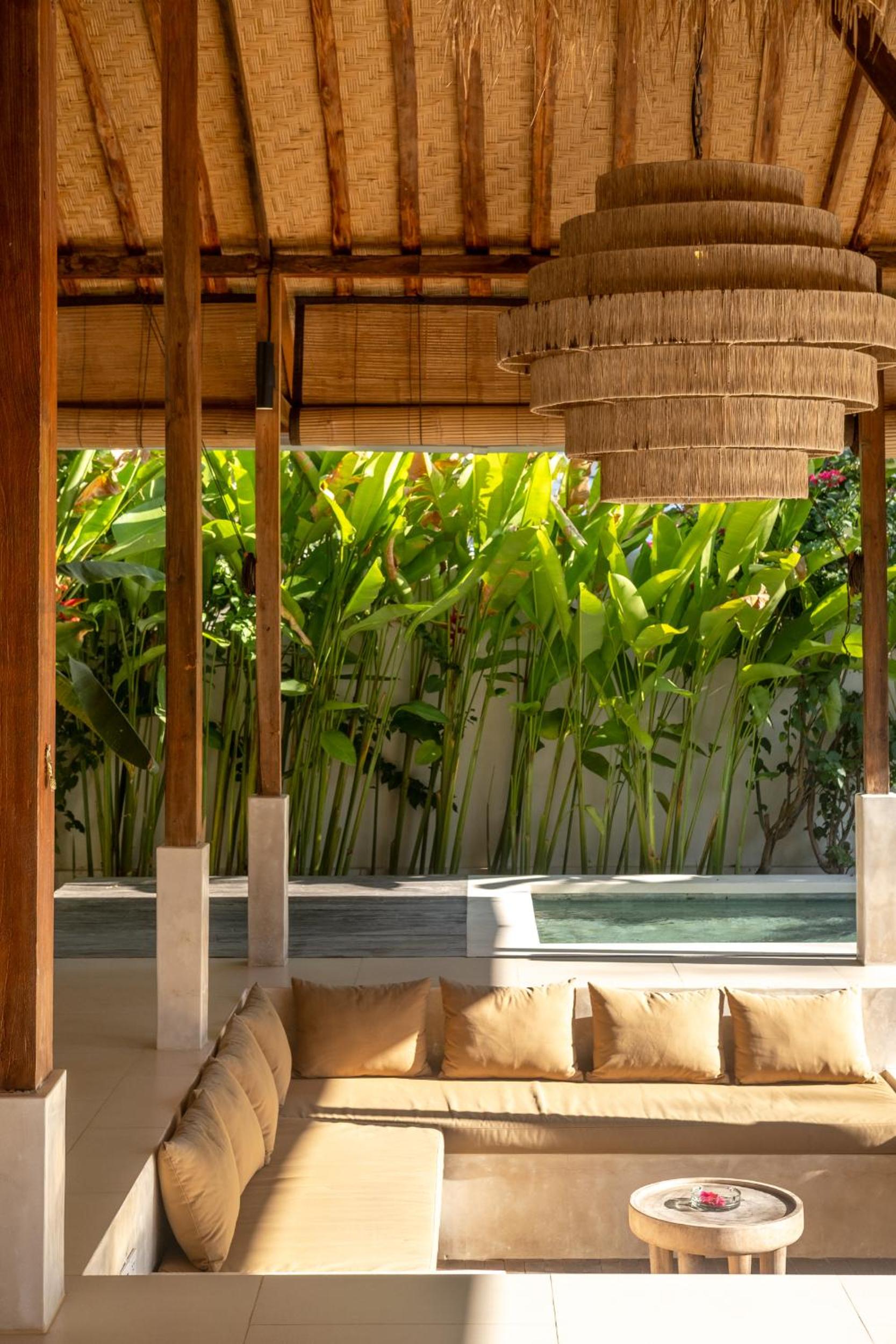 Three-Bedroom Villa photo 2